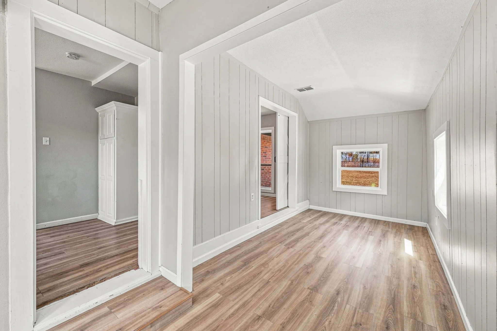 Single Family Residence For Rent in Somervell County , 2771 S Fm 200, Nemo, Texas 76070, 3 Bedroom, 2 Bathroom, 2 Garage spaces, 2,511 Sqft, built in 1969, mls#21388039, Real Estate Agent in Nemo, Homes For Rent in Somervell county, Homes For Rent in Nemo, Realtor in Nemo Texas, Real Estate Brokerage Independent Realty Texas, Luminita Cordes Realtor