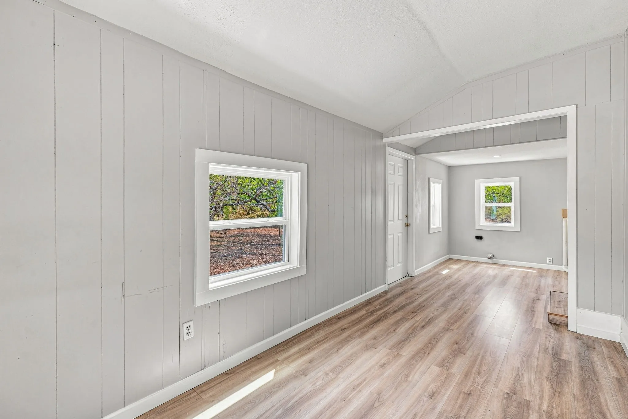 Single Family Residence For Rent in Somervell County , 2771 S Fm 200, Nemo, Texas 76070, 3 Bedroom, 2 Bathroom, 2 Garage spaces, 2,511 Sqft, built in 1969, mls#21388039, Real Estate Agent in Nemo, Homes For Rent in Somervell county, Homes For Rent in Nemo, Realtor in Nemo Texas, Real Estate Brokerage Independent Realty Texas, Luminita Cordes Realtor