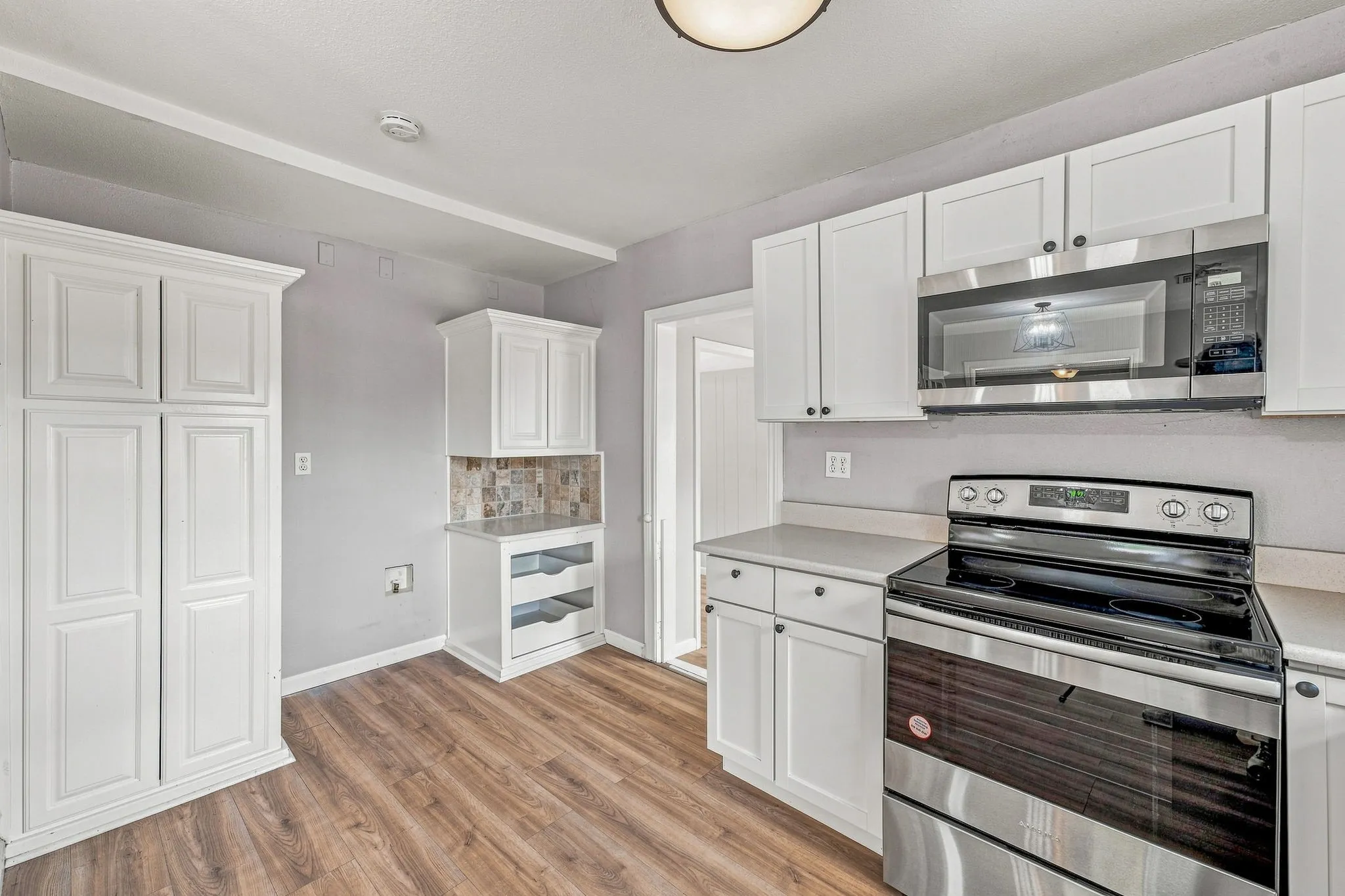 Single Family Residence For Rent in Somervell County , 2771 S Fm 200, Nemo, Texas 76070, 3 Bedroom, 2 Bathroom, 2 Garage spaces, 2,511 Sqft, built in 1969, mls#21388039, Real Estate Agent in Nemo, Homes For Rent in Somervell county, Homes For Rent in Nemo, Realtor in Nemo Texas, Real Estate Brokerage Independent Realty Texas, Luminita Cordes Realtor
