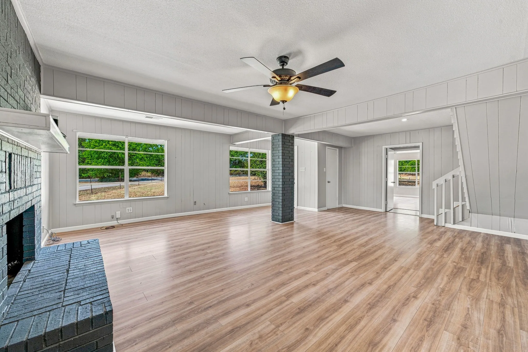 Single Family Residence For Rent in Somervell County , 2771 S Fm 200, Nemo, Texas 76070, 3 Bedroom, 2 Bathroom, 2 Garage spaces, 2,511 Sqft, built in 1969, mls#21388039, Real Estate Agent in Nemo, Homes For Rent in Somervell county, Homes For Rent in Nemo, Realtor in Nemo Texas, Real Estate Brokerage Independent Realty Texas, Luminita Cordes Realtor
