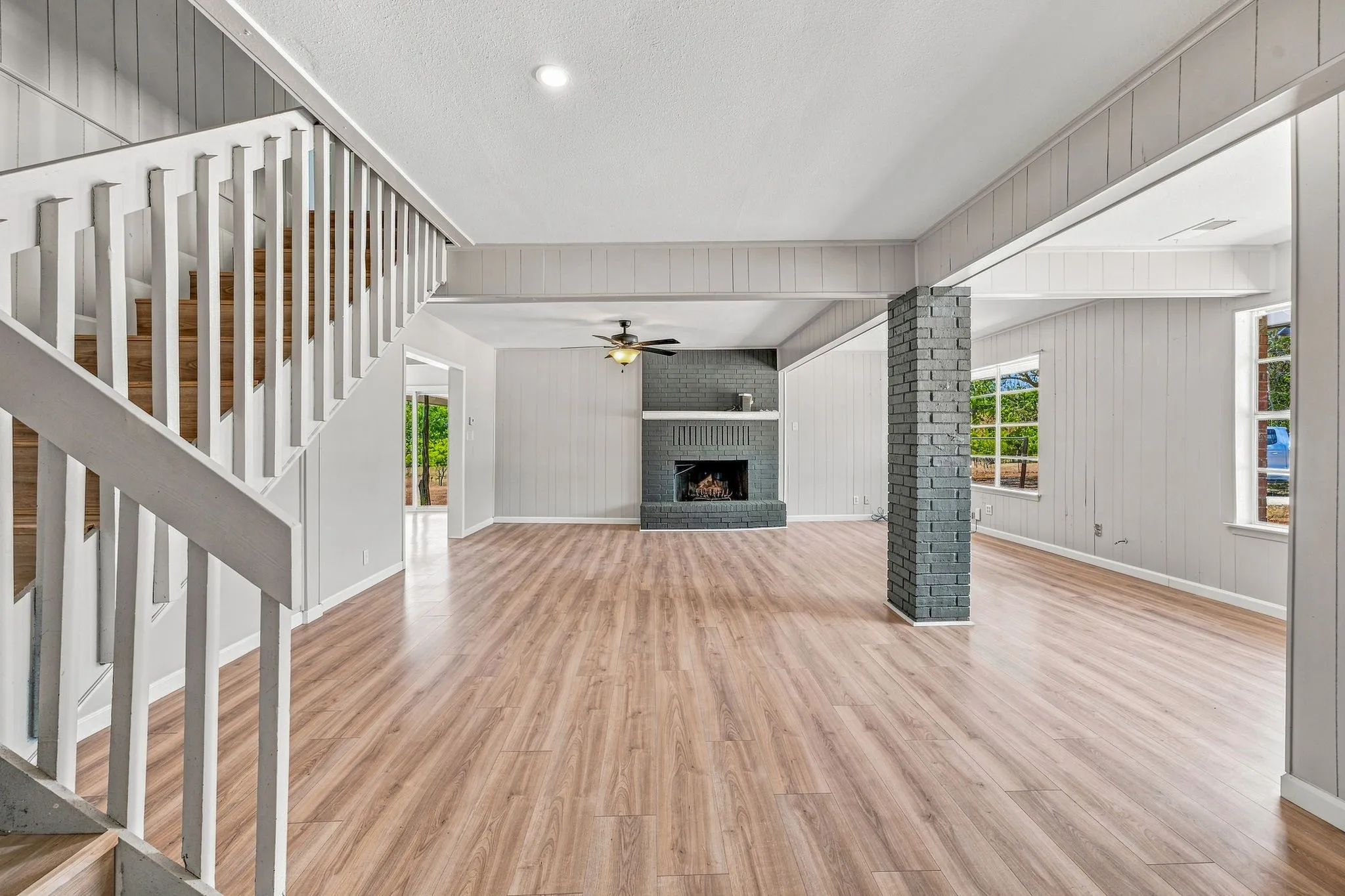 Single Family Residence For Rent in Somervell County , 2771 S Fm 200, Nemo, Texas 76070, 3 Bedroom, 2 Bathroom, 2 Garage spaces, 2,511 Sqft, built in 1969, mls#21388039, Real Estate Agent in Nemo, Homes For Rent in Somervell county, Homes For Rent in Nemo, Realtor in Nemo Texas, Real Estate Brokerage Independent Realty Texas, Luminita Cordes Realtor