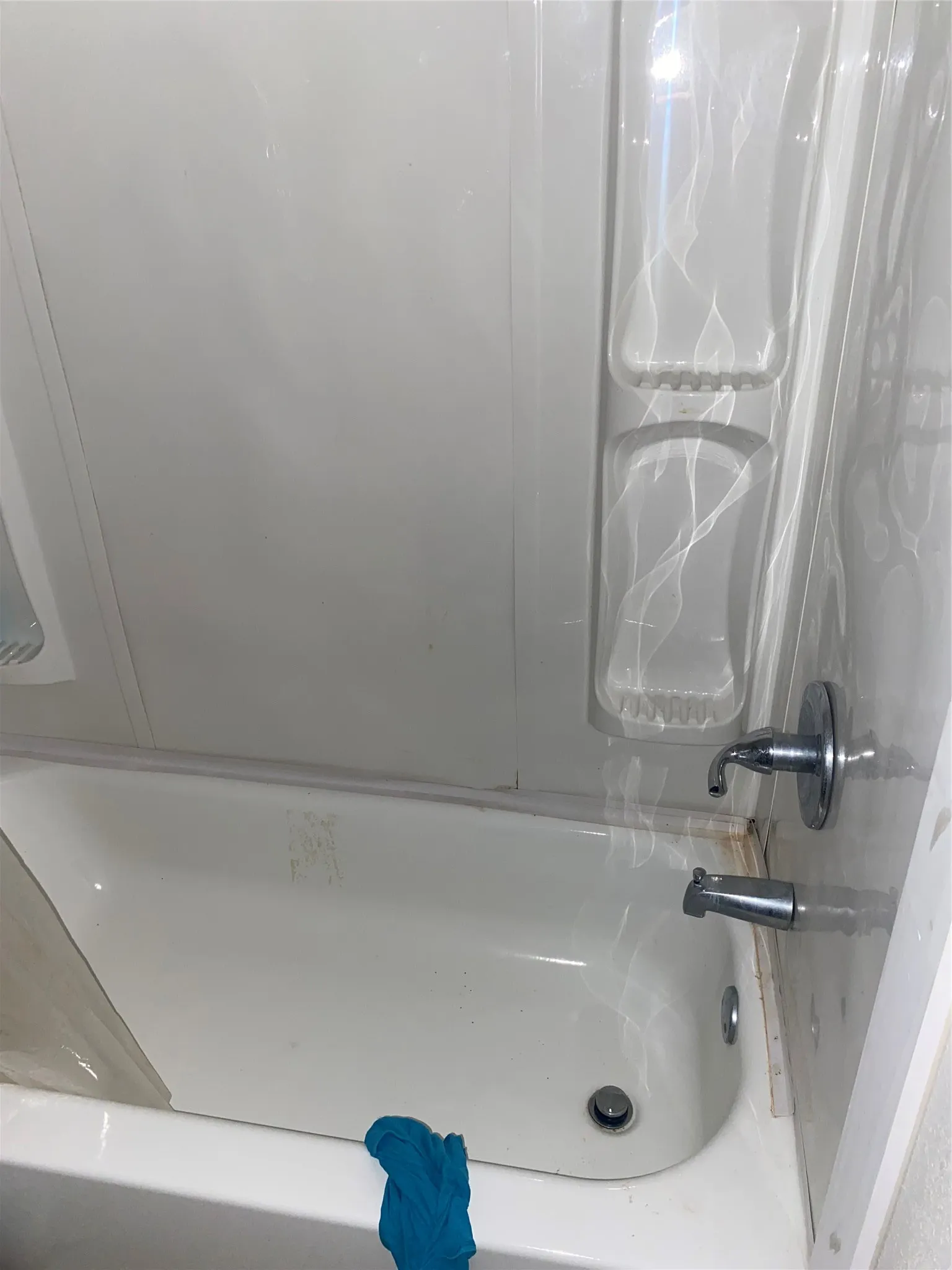 Single Family Residence For Sale in Callahan County , 600 2nd Street, Cross Plains, Texas 76443, 3 Bedroom, 2 Bathroom, Garage spaces, 2,424 Sqft, built in 1930, mls#21387992, Real Estate Agent in Cross Plains, Homes For Sale in Callahan county, Homes For Sale in Cross Plains, Realtor in Cross Plains Texas, Real Estate Brokerage Independent Realty Texas, Luminita Cordes Realtor