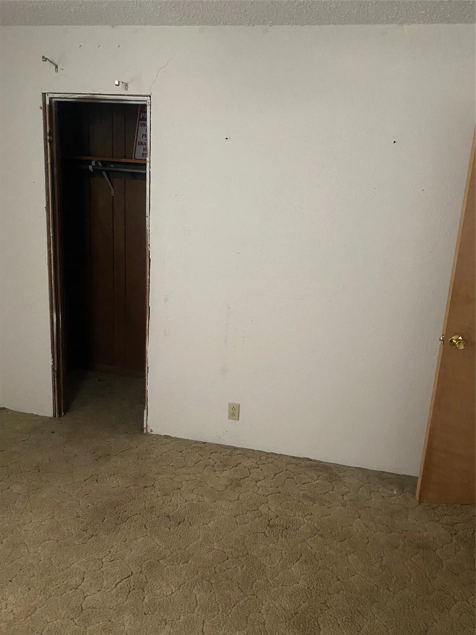 Single Family Residence For Sale in Callahan County , 600 2nd Street, Cross Plains, Texas 76443, 3 Bedroom, 2 Bathroom, Garage spaces, 2,424 Sqft, built in 1930, mls#21387992, Real Estate Agent in Cross Plains, Homes For Sale in Callahan county, Homes For Sale in Cross Plains, Realtor in Cross Plains Texas, Real Estate Brokerage Independent Realty Texas, Luminita Cordes Realtor