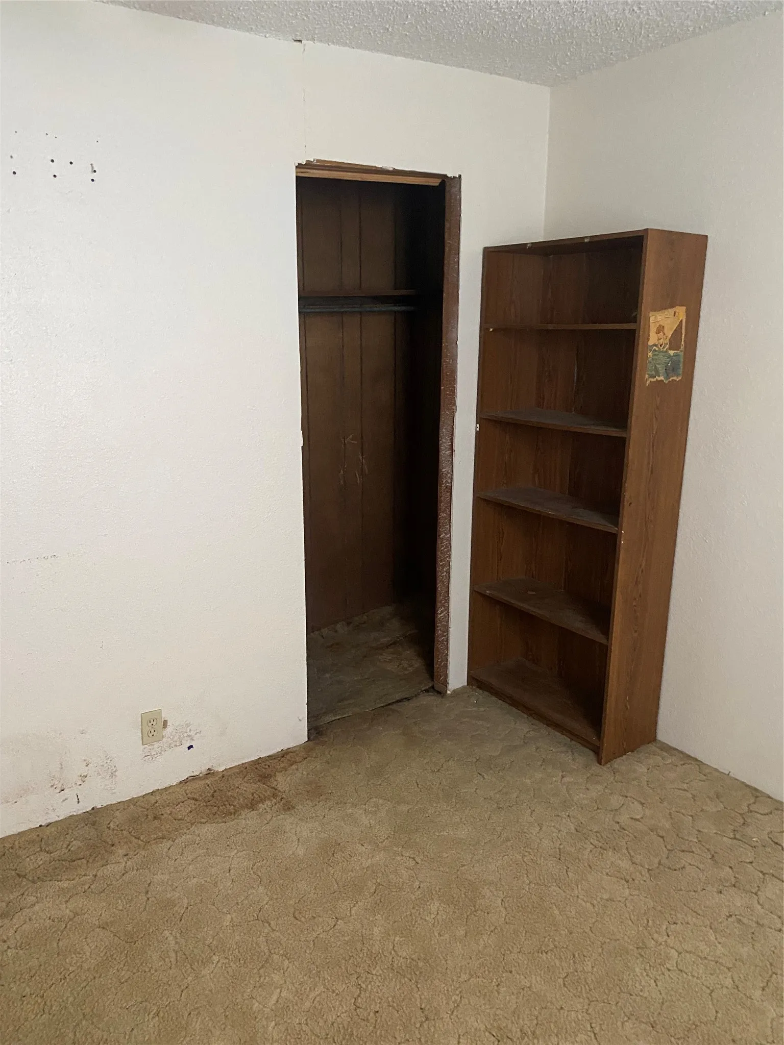 Single Family Residence For Sale in Callahan County , 600 2nd Street, Cross Plains, Texas 76443, 3 Bedroom, 2 Bathroom, Garage spaces, 2,424 Sqft, built in 1930, mls#21387992, Real Estate Agent in Cross Plains, Homes For Sale in Callahan county, Homes For Sale in Cross Plains, Realtor in Cross Plains Texas, Real Estate Brokerage Independent Realty Texas, Luminita Cordes Realtor