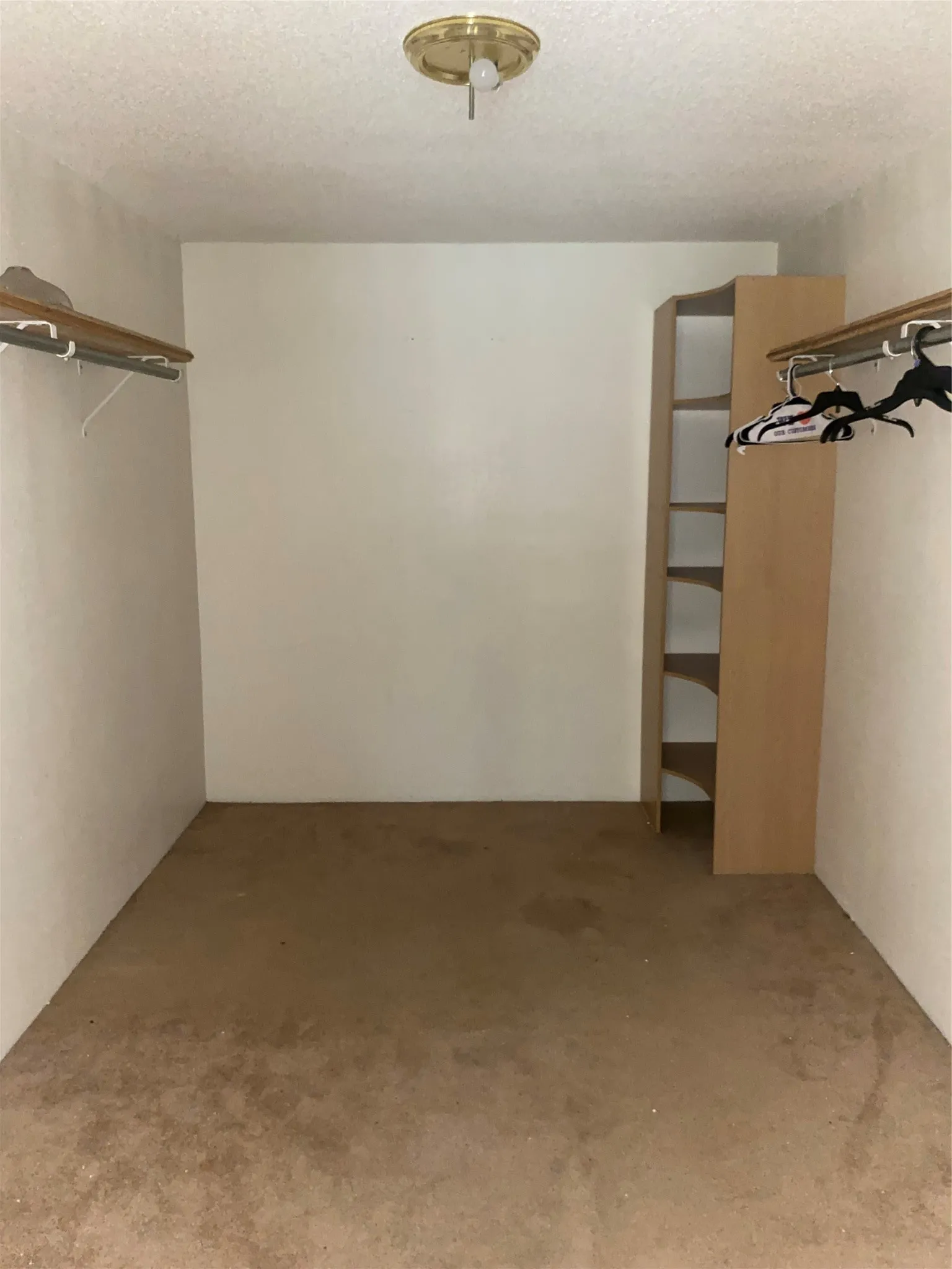 Single Family Residence For Sale in Callahan County , 600 2nd Street, Cross Plains, Texas 76443, 3 Bedroom, 2 Bathroom, Garage spaces, 2,424 Sqft, built in 1930, mls#21387992, Real Estate Agent in Cross Plains, Homes For Sale in Callahan county, Homes For Sale in Cross Plains, Realtor in Cross Plains Texas, Real Estate Brokerage Independent Realty Texas, Luminita Cordes Realtor