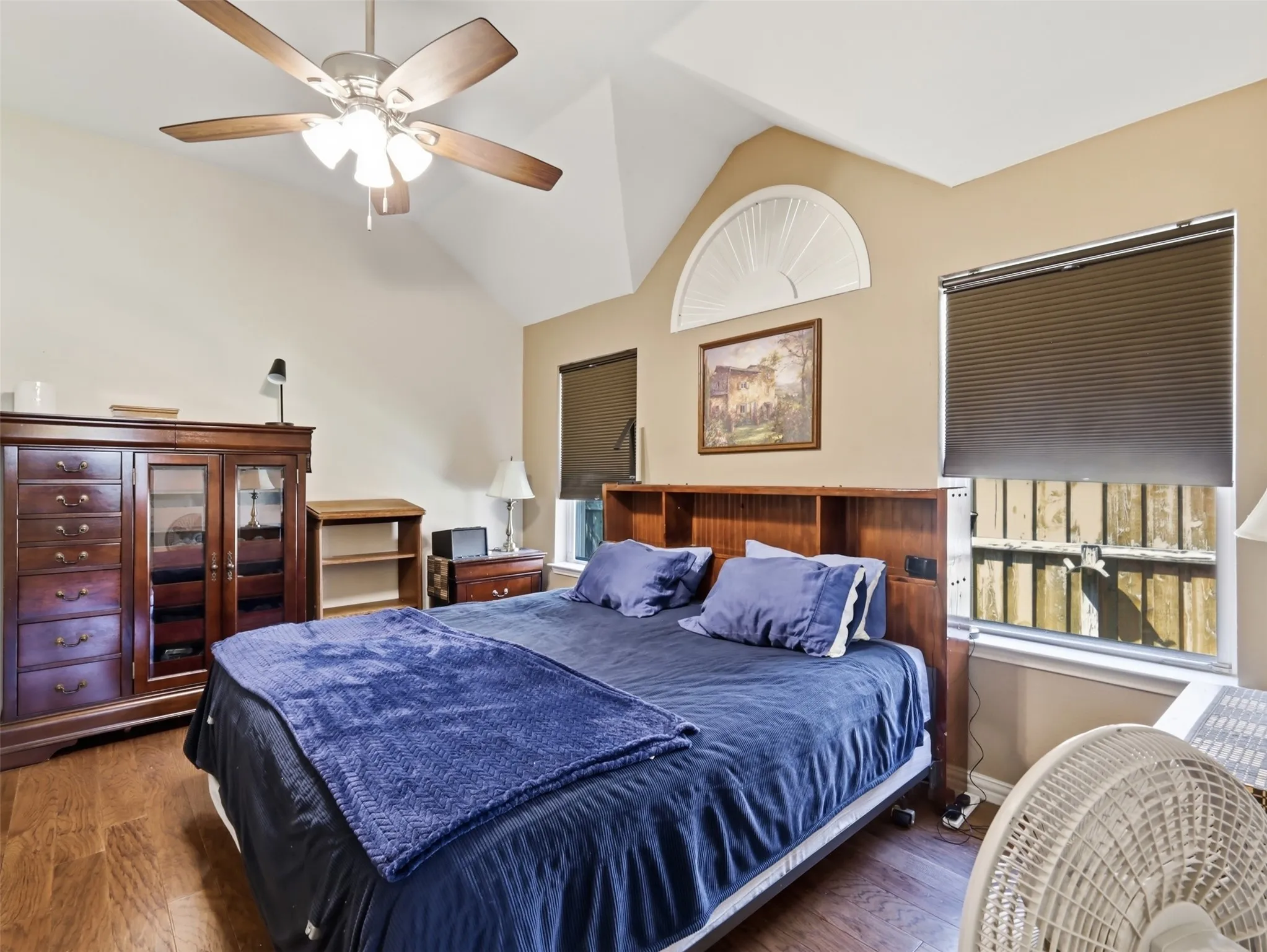 Single Family Residence For Sale in Denton County , 1408 Berne Lane, Lewisville, Texas 75067, 4 Bedroom, 2 Bathroom, 2 Garage spaces, 2,211 Sqft, built in 1998, mls#21387778, Real Estate Agent in Lewisville, Homes For Sale in Denton county, Homes For Sale in Lewisville, Realtor in Lewisville Texas, Real Estate Brokerage Independent Realty Texas, Luminita Cordes Realtor