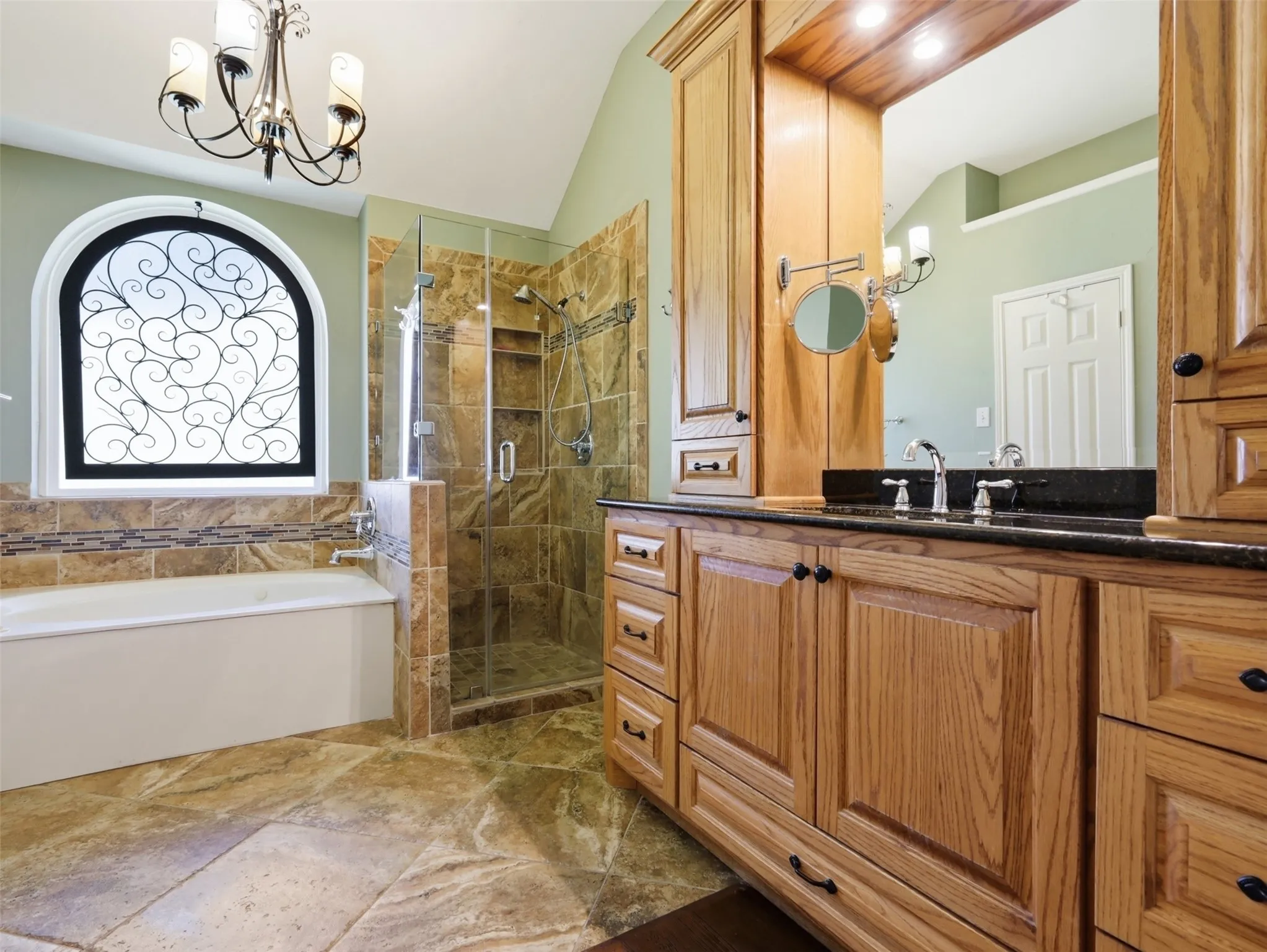 Single Family Residence For Sale in Denton County , 1408 Berne Lane, Lewisville, Texas 75067, 4 Bedroom, 2 Bathroom, 2 Garage spaces, 2,211 Sqft, built in 1998, mls#21387778, Real Estate Agent in Lewisville, Homes For Sale in Denton county, Homes For Sale in Lewisville, Realtor in Lewisville Texas, Real Estate Brokerage Independent Realty Texas, Luminita Cordes Realtor