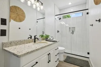 Condominium For Sale in Palo Pinto County , 1782 FM 2951 8, Graford, Texas 76449, 2 Bedroom, 1 Bathroom, Garage spaces, 960 Sqft, built in 2005, mls#21371228, Real Estate Agent in Graford, Homes For Sale in Palo Pinto county, Homes For Sale in Graford, Realtor in Graford Texas, Real Estate Brokerage Independent Realty Texas, Luminita Cordes Realtor