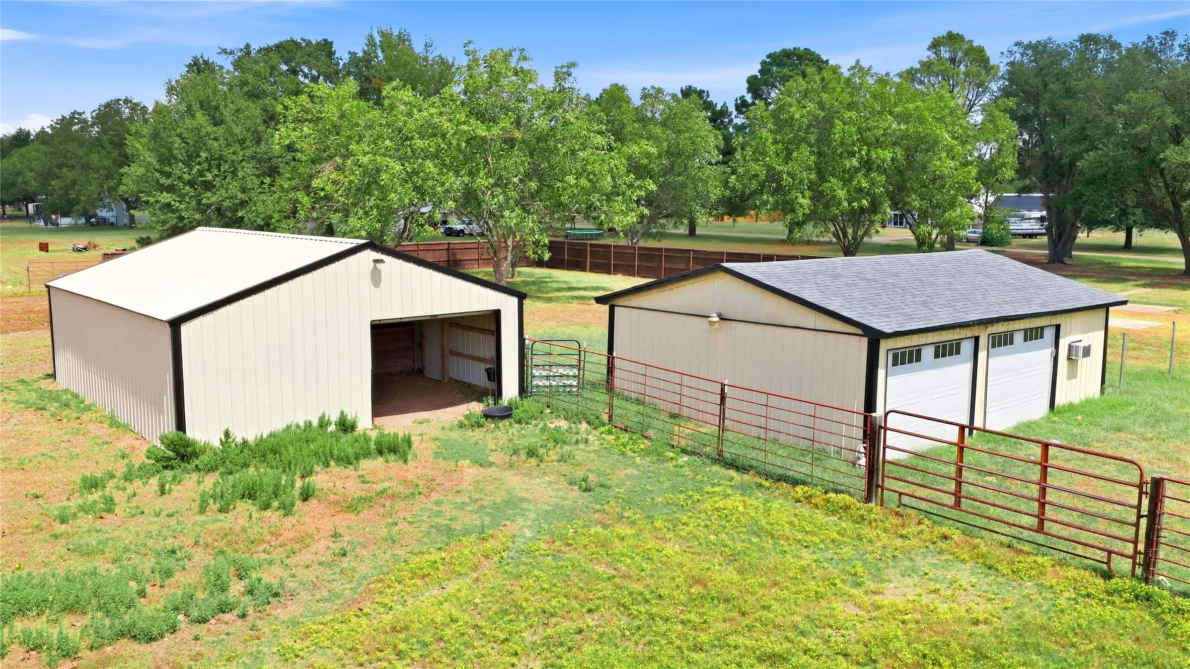 Unimproved Land For Sale in Henderson County , 601 Lake By Drive, Kemp, Texas 75143, 0, 0, Garage spaces, 0 Sqft, built in 0, mls#21387986, Real Estate Agent in Kemp, Homes For Sale in Henderson county, Homes For Sale in Kemp, Realtor in Kemp Texas, Real Estate Brokerage Independent Realty Texas, Luminita Cordes Realtor