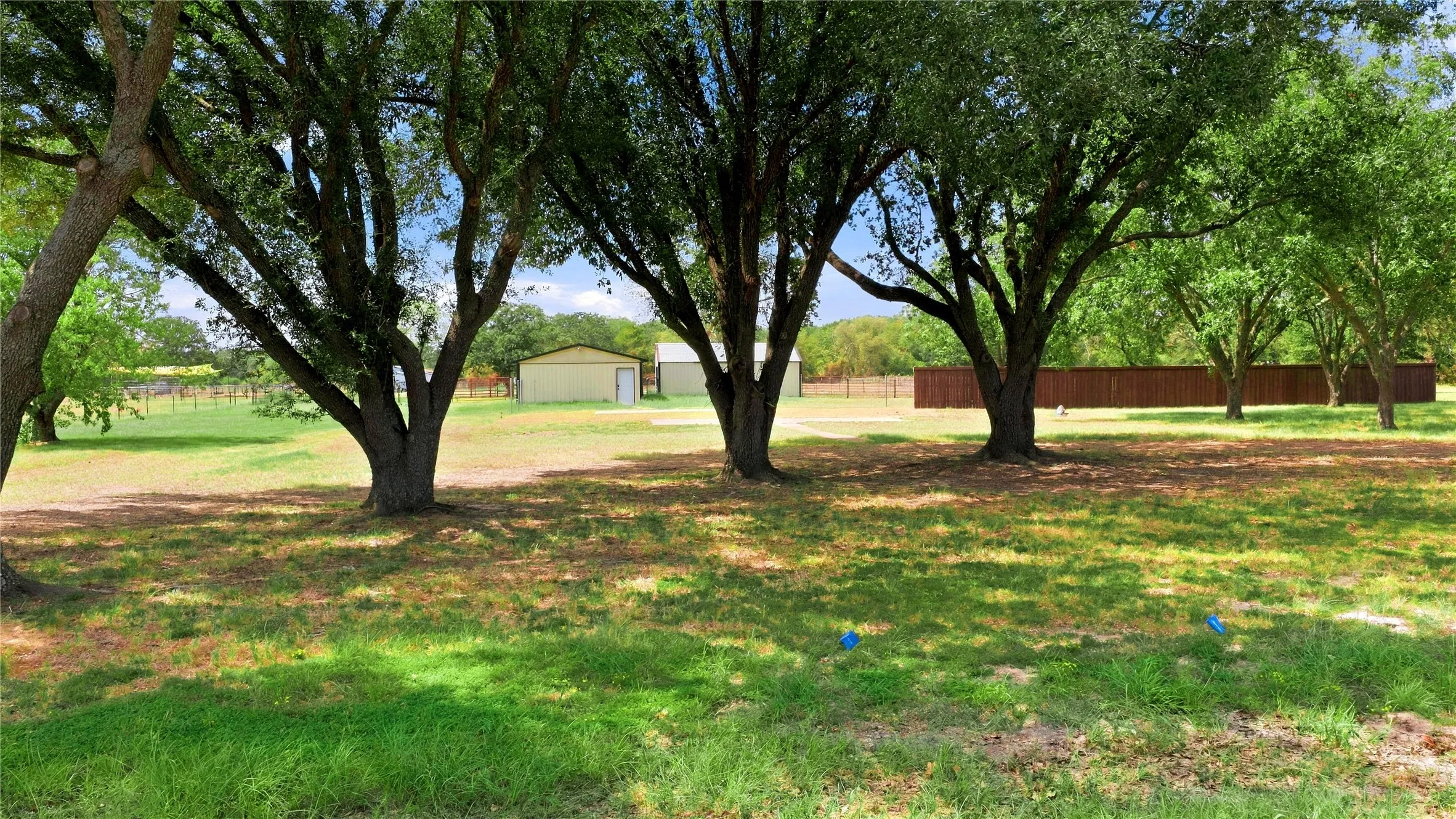 Unimproved Land For Sale in Henderson County , 601 Lake By Drive, Kemp, Texas 75143, 0, 0, Garage spaces, 0 Sqft, built in 0, mls#21387986, Real Estate Agent in Kemp, Homes For Sale in Henderson county, Homes For Sale in Kemp, Realtor in Kemp Texas, Real Estate Brokerage Independent Realty Texas, Luminita Cordes Realtor