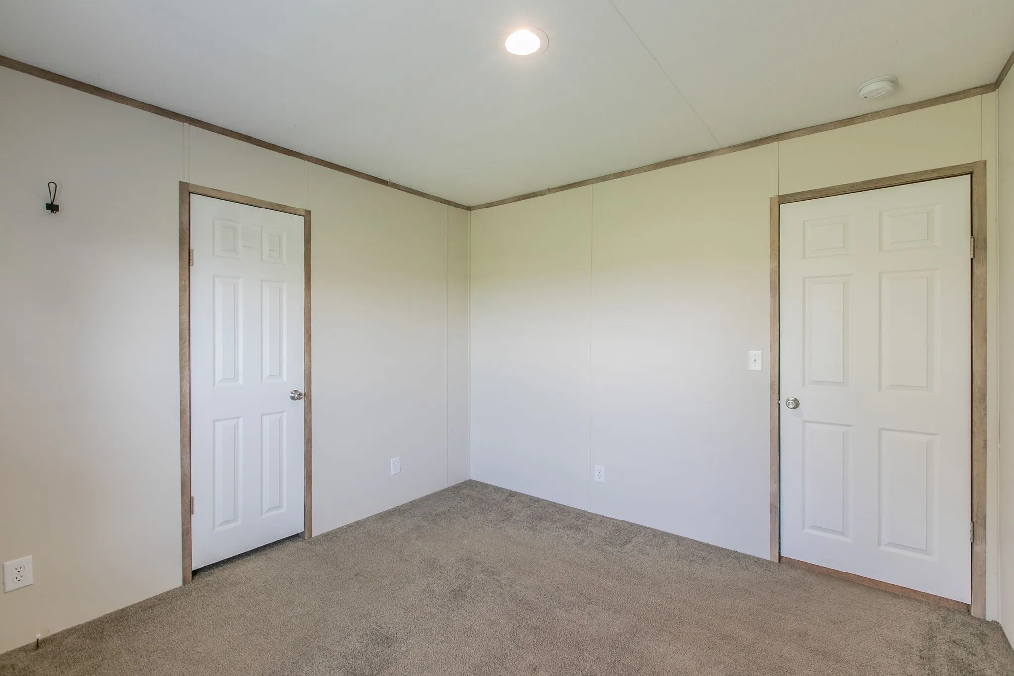 Mobile Home For Sale in Freestone County , 103 Elm Street, Donie, Texas 75838, 4 Bedroom, 2 Bathroom, Garage spaces, 1,860 Sqft, built in 2020, mls#21387281, Real Estate Agent in Donie, Homes For Sale in Freestone county, Homes For Sale in Donie, Realtor in Donie Texas, Real Estate Brokerage Independent Realty Texas, Luminita Cordes Realtor