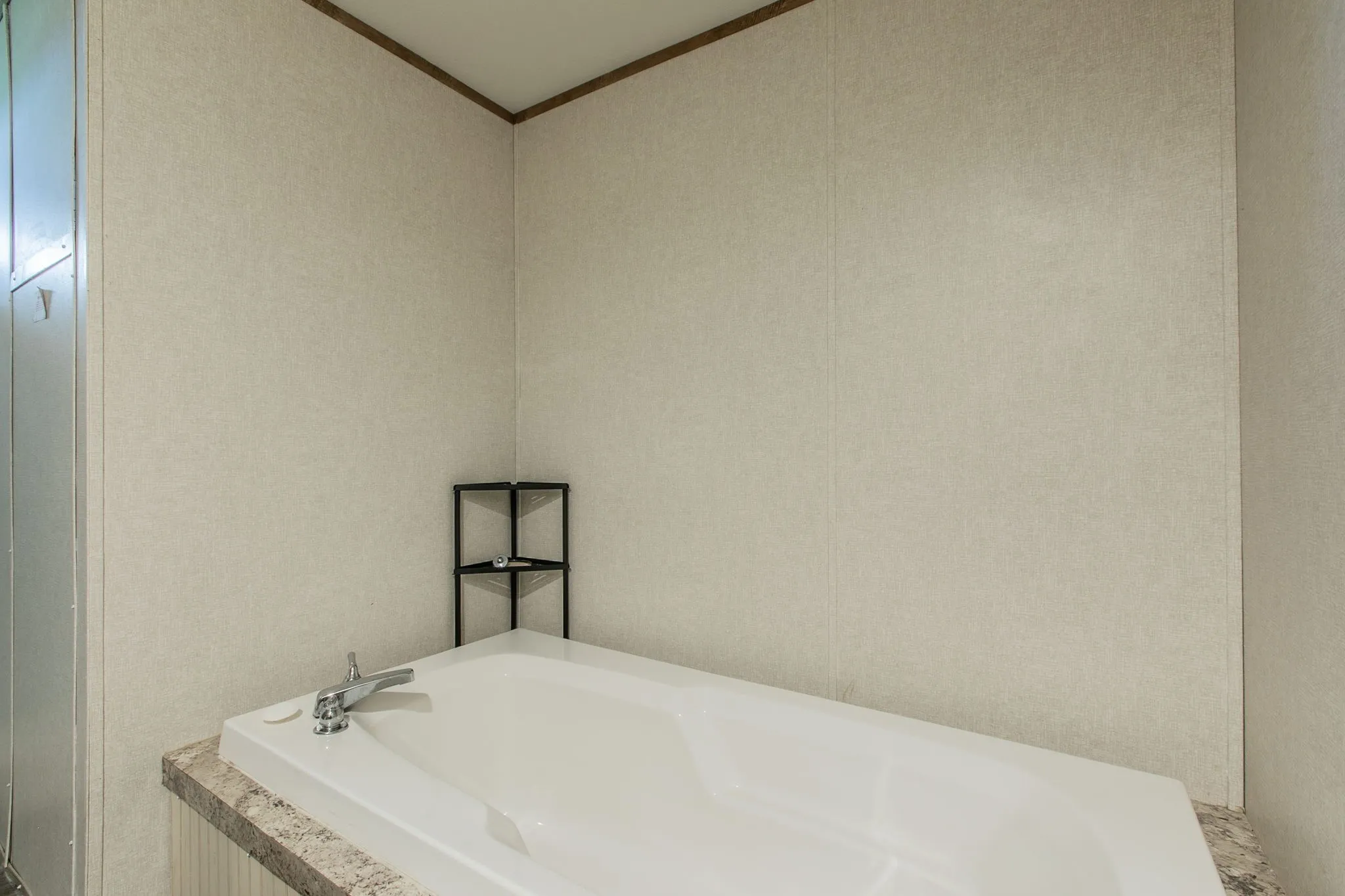Mobile Home For Sale in Freestone County , 103 Elm Street, Donie, Texas 75838, 4 Bedroom, 2 Bathroom, Garage spaces, 1,860 Sqft, built in 2020, mls#21387281, Real Estate Agent in Donie, Homes For Sale in Freestone county, Homes For Sale in Donie, Realtor in Donie Texas, Real Estate Brokerage Independent Realty Texas, Luminita Cordes Realtor
