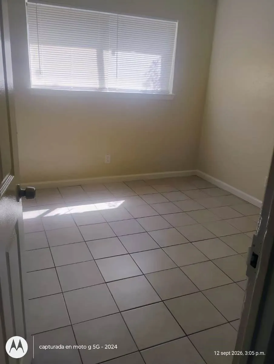 Single Family Residence For Rent in Denton County , 2901 Colonial Drive, Carrollton, Texas 75007, 4 Bedroom, 2 Bathroom, 2 Garage spaces, 1,585 Sqft, built in 1973, mls#21388077, Real Estate Agent in Carrollton, Homes For Rent in Denton county, Homes For Rent in Carrollton, Realtor in Carrollton Texas, Real Estate Brokerage Independent Realty Texas, Luminita Cordes Realtor
