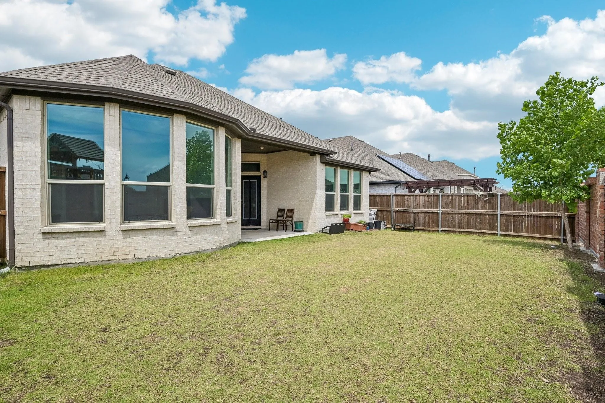 Single Family Residence For Rent in Collin County , 3014 Campbell Drive, Melissa, Texas 75454, 4 Bedroom, 3 Bathroom, 2 Garage spaces, 2,348 Sqft, built in 2022, mls#21386950, Real Estate Agent in Melissa, Homes For Rent in Collin county, Homes For Rent in Melissa, Realtor in Melissa Texas, Real Estate Brokerage Independent Realty Texas, Luminita Cordes Realtor