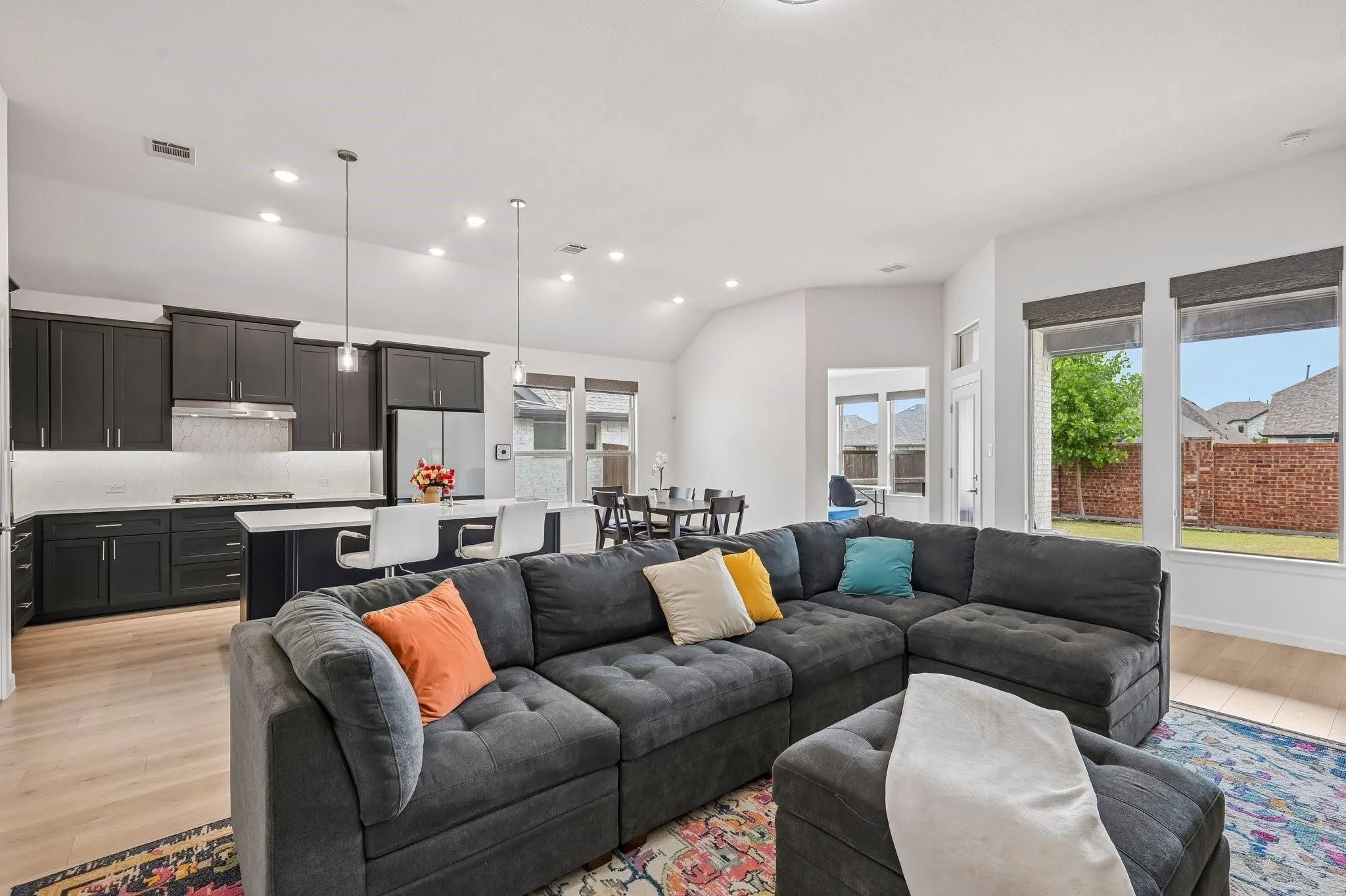 Single Family Residence For Rent in Collin County , 3014 Campbell Drive, Melissa, Texas 75454, 4 Bedroom, 3 Bathroom, 2 Garage spaces, 2,348 Sqft, built in 2022, mls#21386950, Real Estate Agent in Melissa, Homes For Rent in Collin county, Homes For Rent in Melissa, Realtor in Melissa Texas, Real Estate Brokerage Independent Realty Texas, Luminita Cordes Realtor