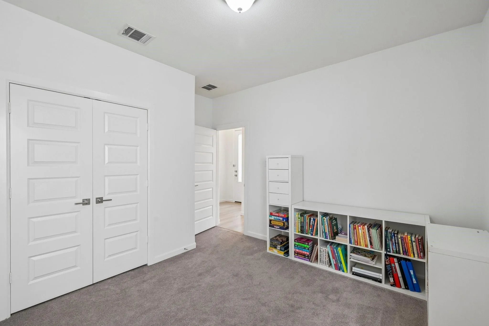 Single Family Residence For Rent in Collin County , 3014 Campbell Drive, Melissa, Texas 75454, 4 Bedroom, 3 Bathroom, 2 Garage spaces, 2,348 Sqft, built in 2022, mls#21386950, Real Estate Agent in Melissa, Homes For Rent in Collin county, Homes For Rent in Melissa, Realtor in Melissa Texas, Real Estate Brokerage Independent Realty Texas, Luminita Cordes Realtor