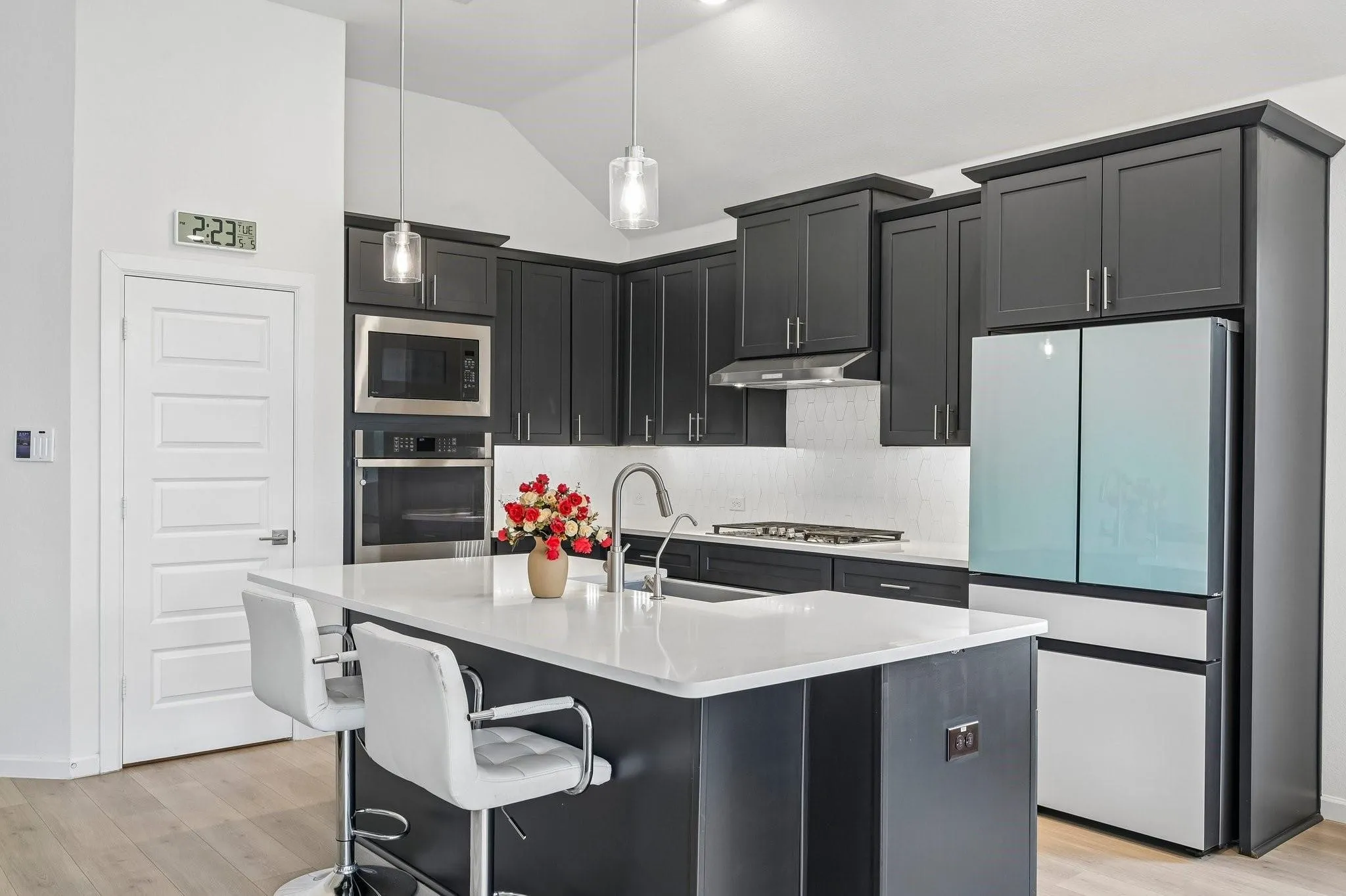 Single Family Residence For Rent in Collin County , 3014 Campbell Drive, Melissa, Texas 75454, 4 Bedroom, 3 Bathroom, 2 Garage spaces, 2,348 Sqft, built in 2022, mls#21386950, Real Estate Agent in Melissa, Homes For Rent in Collin county, Homes For Rent in Melissa, Realtor in Melissa Texas, Real Estate Brokerage Independent Realty Texas, Luminita Cordes Realtor