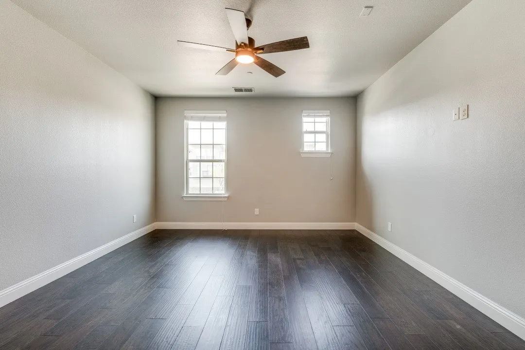 Townhouse For Rent in Collin County , 5727 Headquarters Drive, Plano, Texas 75024, 4 Bedroom, 4 Bathroom, 2 Garage spaces, 2,039 Sqft, built in 2012, mls#21381795, Real Estate Agent in Plano, Homes For Rent in Collin county, Homes For Rent in Plano, Realtor in Plano Texas, Real Estate Brokerage Independent Realty Texas, Luminita Cordes Realtor