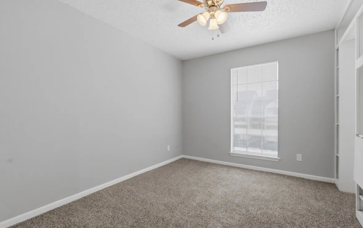 Condominium For Rent in Harris County , 2120 El Paseo Street 206, Houston, Texas 77054, 2 Bedroom, 2 Bathroom, Garage spaces, 1,140 Sqft, built in 1980, mls#21386688, Real Estate Agent in Houston, Homes For Rent in Harris county, Homes For Rent in Houston, Realtor in Houston Texas, Real Estate Brokerage Independent Realty Texas, Luminita Cordes Realtor