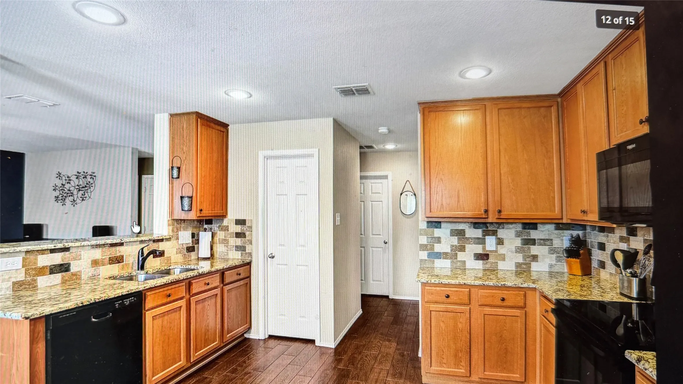 Single Family Residence For Rent in Tarrant County , 4500 Mountain Oak Street, Fort Worth, Texas 76244, 4 Bedroom, 3 Bathroom, 2 Garage spaces, 2,468 Sqft, built in 2007, mls#21388047, Real Estate Agent in Fort Worth, Homes For Rent in Tarrant county, Homes For Rent in Fort Worth, Realtor in Fort Worth Texas, Real Estate Brokerage Independent Realty Texas, Luminita Cordes Realtor