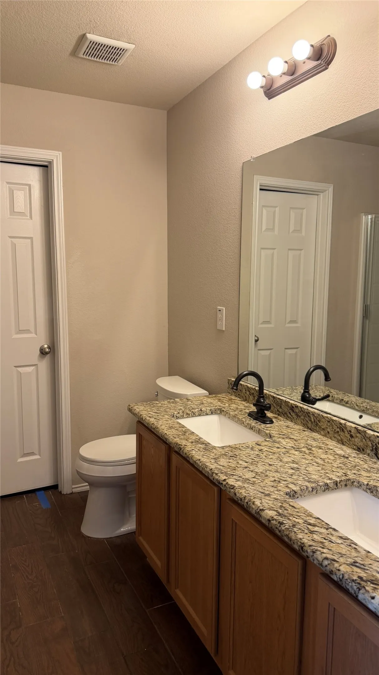 Single Family Residence For Rent in Tarrant County , 4500 Mountain Oak Street, Fort Worth, Texas 76244, 4 Bedroom, 3 Bathroom, 2 Garage spaces, 2,468 Sqft, built in 2007, mls#21388047, Real Estate Agent in Fort Worth, Homes For Rent in Tarrant county, Homes For Rent in Fort Worth, Realtor in Fort Worth Texas, Real Estate Brokerage Independent Realty Texas, Luminita Cordes Realtor