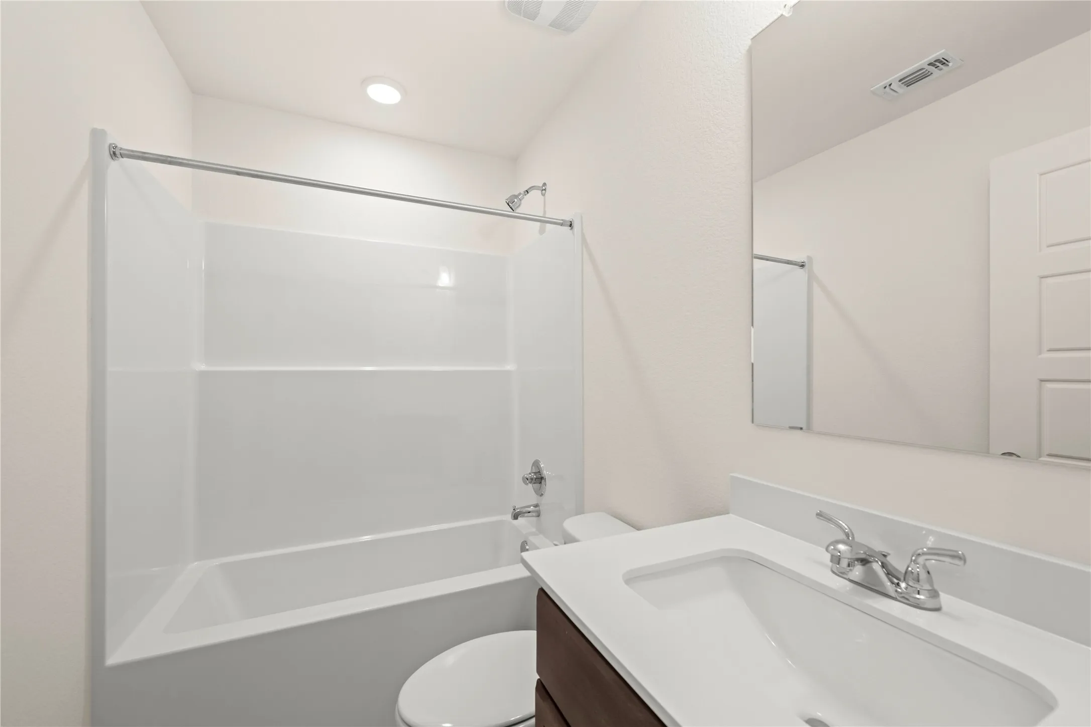 Single Family Residence For Sale in Mc Lennan County , 106 Jenjira Way, Mc Gregor, Texas 76657, 4 Bedroom, 3 Bathroom, 2 Garage spaces, 2,035 Sqft, built in 2026, mls#21388070, Real Estate Agent in Mc Gregor, Homes For Sale in Mc Lennan county, Homes For Sale in Mc Gregor, Realtor in Mc Gregor Texas, Real Estate Brokerage Independent Realty Texas, Luminita Cordes Realtor