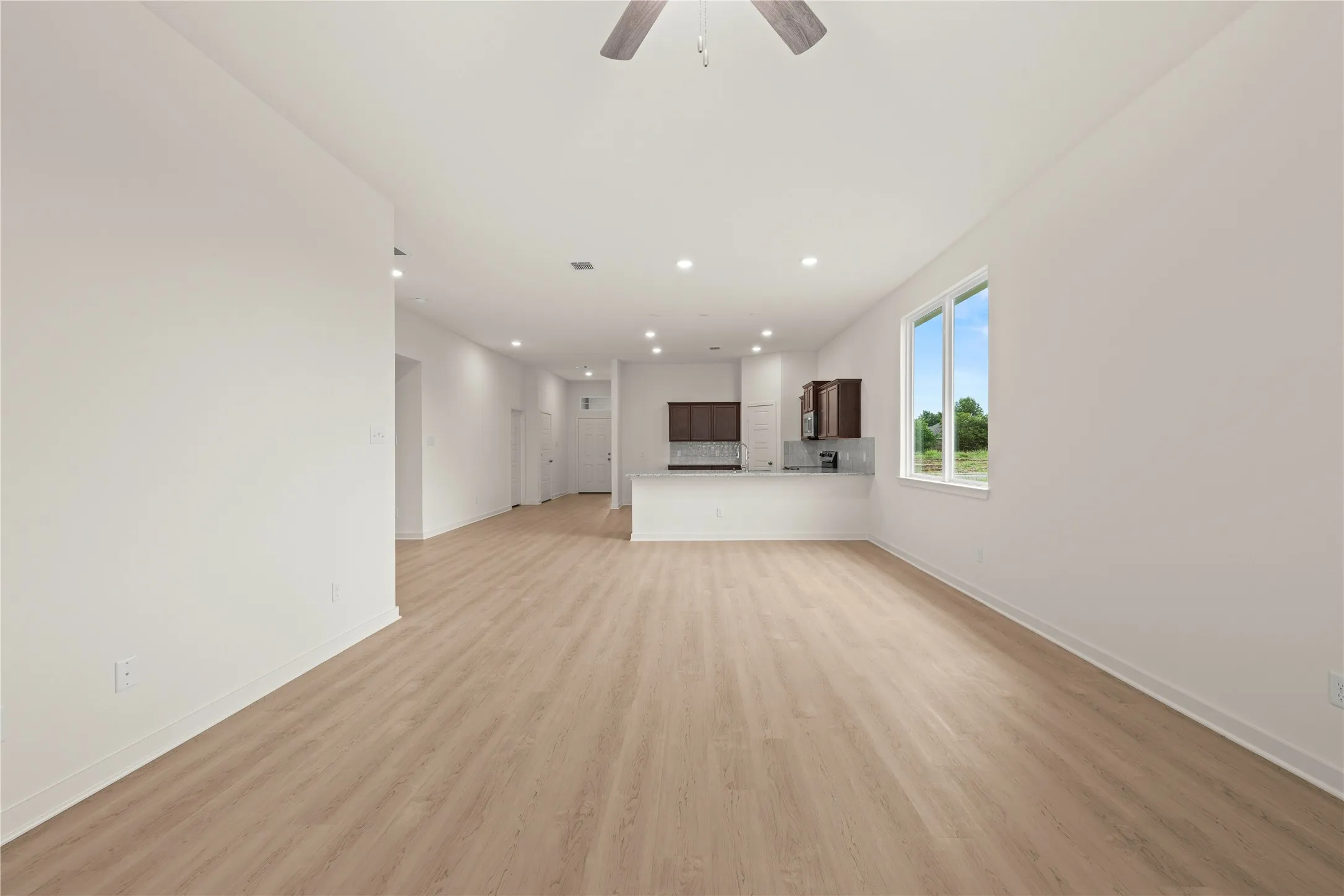 Single Family Residence For Sale in Mc Lennan County , 106 Jenjira Way, Mc Gregor, Texas 76657, 4 Bedroom, 3 Bathroom, 2 Garage spaces, 2,035 Sqft, built in 2026, mls#21388070, Real Estate Agent in Mc Gregor, Homes For Sale in Mc Lennan county, Homes For Sale in Mc Gregor, Realtor in Mc Gregor Texas, Real Estate Brokerage Independent Realty Texas, Luminita Cordes Realtor