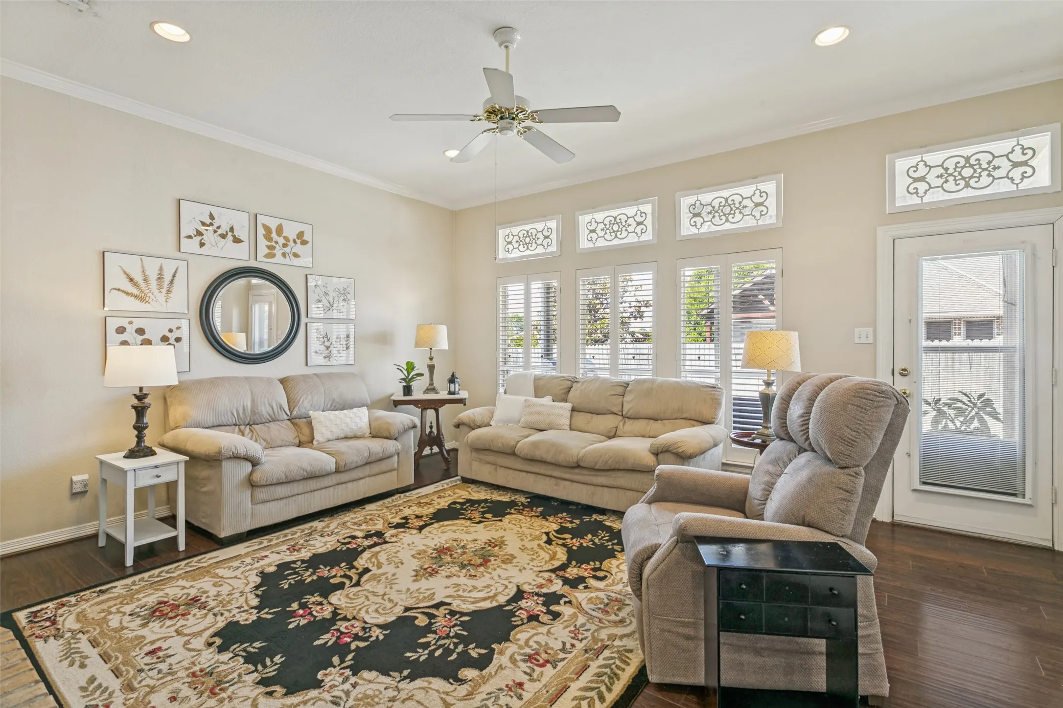 Single Family Residence For Sale in Tarrant County , 2605 Bent Tree Drive, Hurst, Texas 76054, 3 Bedroom, 2 Bathroom, 2 Garage spaces, 2,313 Sqft, built in 1993, mls#21384773, Real Estate Agent in Hurst, Homes For Sale in Tarrant county, Homes For Sale in Hurst, Realtor in Hurst Texas, Real Estate Brokerage Independent Realty Texas, Luminita Cordes Realtor
