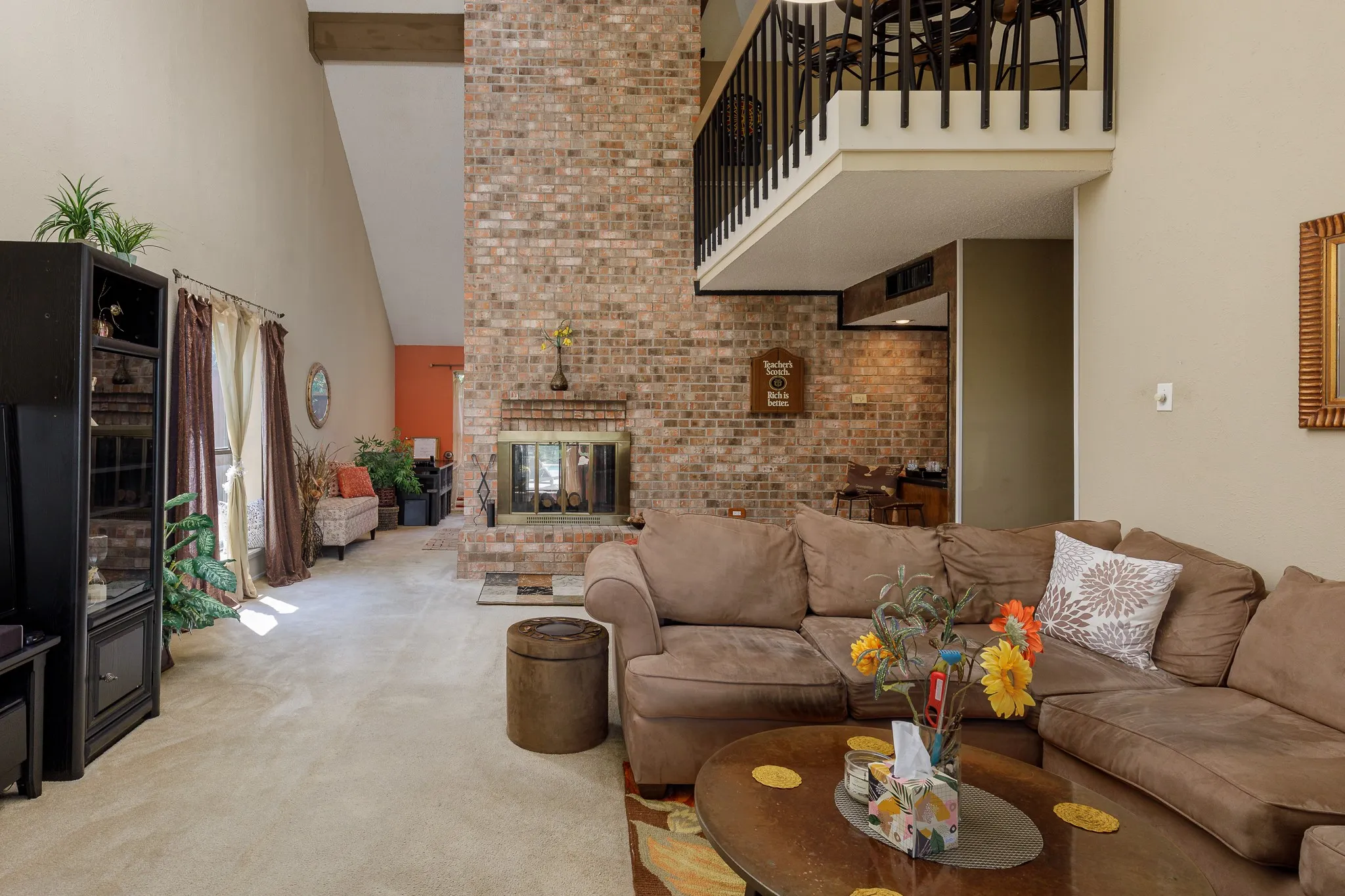 Single Family Residence For Sale in Collin County , 2000 Boulder Drive, Plano, Texas 75023, 4 Bedroom, 3 Bathroom, 2 Garage spaces, 2,387 Sqft, built in 1978, mls#21388005, Real Estate Agent in Plano, Homes For Sale in Collin county, Homes For Sale in Plano, Realtor in Plano Texas, Real Estate Brokerage Independent Realty Texas, Luminita Cordes Realtor