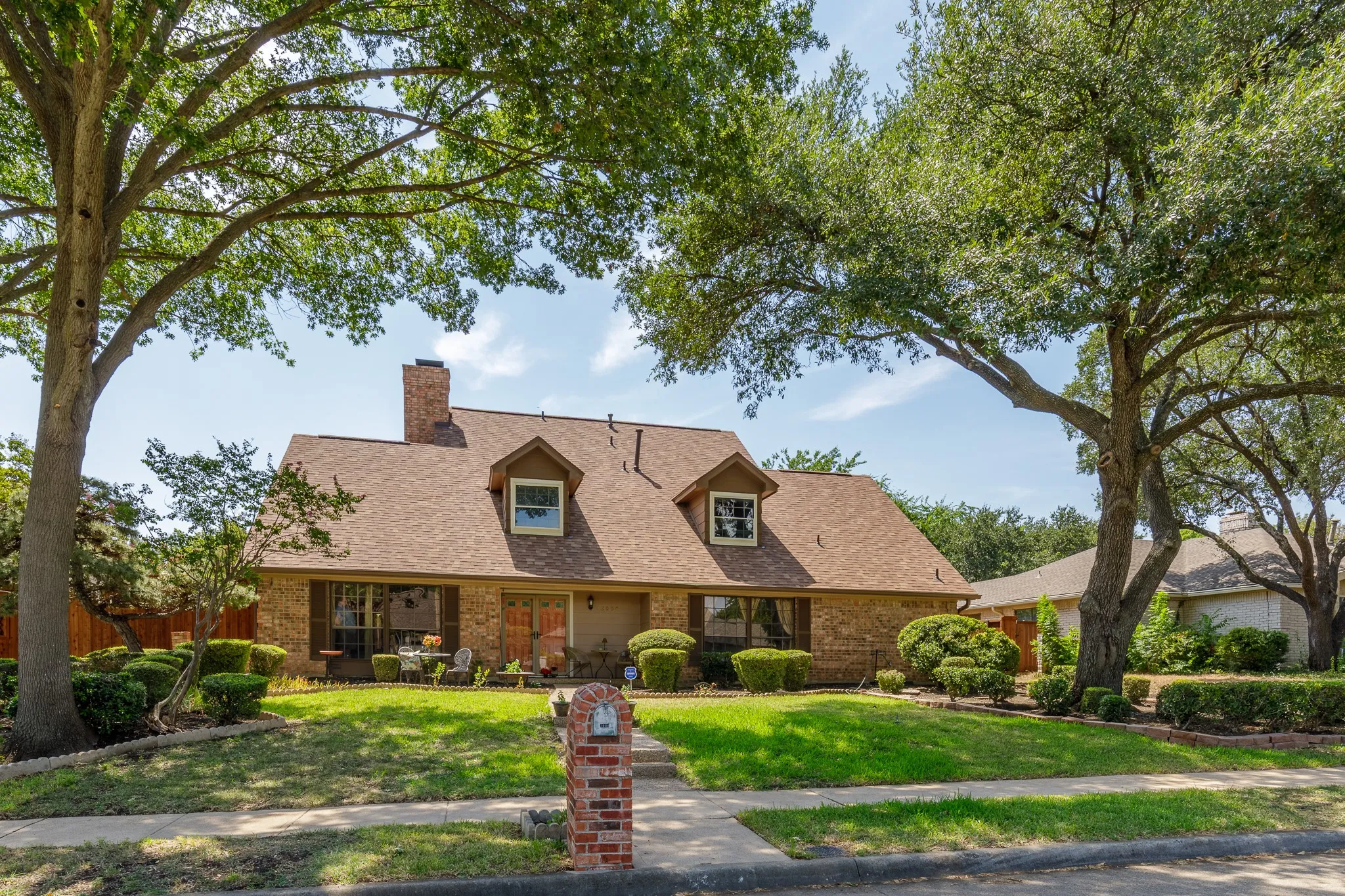 Single Family Residence For Sale in Collin County , 2000 Boulder Drive, Plano, Texas 75023, 4 Bedroom, 3 Bathroom, 2 Garage spaces, 2,387 Sqft, built in 1978, mls#21388005, Real Estate Agent in Plano, Homes For Sale in Collin county, Homes For Sale in Plano, Realtor in Plano Texas, Real Estate Brokerage Independent Realty Texas, Luminita Cordes Realtor