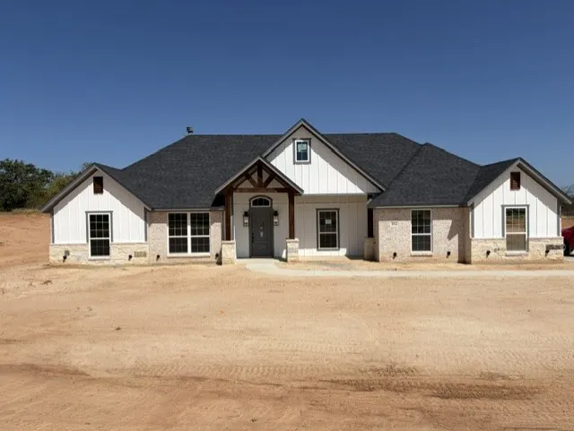 Single Family Residence For Sale in Parker County , 924 Eagles Way, Springtown, Texas 76082, 3 Bedroom, 2 Bathroom, 2 Garage spaces, 2,020 Sqft, built in 2026, mls#21388069, Real Estate Agent in Springtown, Homes For Sale in Parker county, Homes For Sale in Springtown, Realtor in Springtown Texas, Real Estate Brokerage Independent Realty Texas, Luminita Cordes Realtor