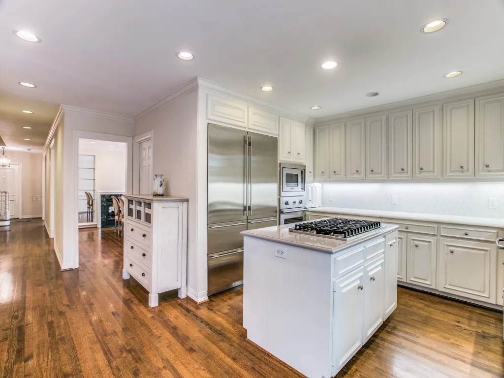 Single Family Residence For Rent in Dallas County , 3512 Caruth Boulevard, University Park, Texas 75225, 4 Bedroom, 5 Bathroom, Garage spaces, 4,166 Sqft, built in 1940, mls#21316416, Real Estate Agent in University Park, Homes For Rent in Dallas county, Homes For Rent in University Park, Realtor in University Park Texas, Real Estate Brokerage Independent Realty Texas, Luminita Cordes Realtor