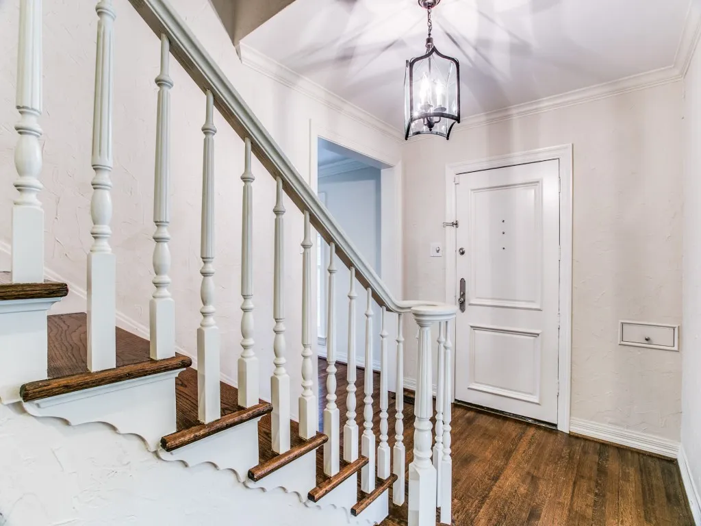 Single Family Residence For Rent in Dallas County , 3512 Caruth Boulevard, University Park, Texas 75225, 4 Bedroom, 5 Bathroom, Garage spaces, 4,166 Sqft, built in 1940, mls#21316416, Real Estate Agent in University Park, Homes For Rent in Dallas county, Homes For Rent in University Park, Realtor in University Park Texas, Real Estate Brokerage Independent Realty Texas, Luminita Cordes Realtor