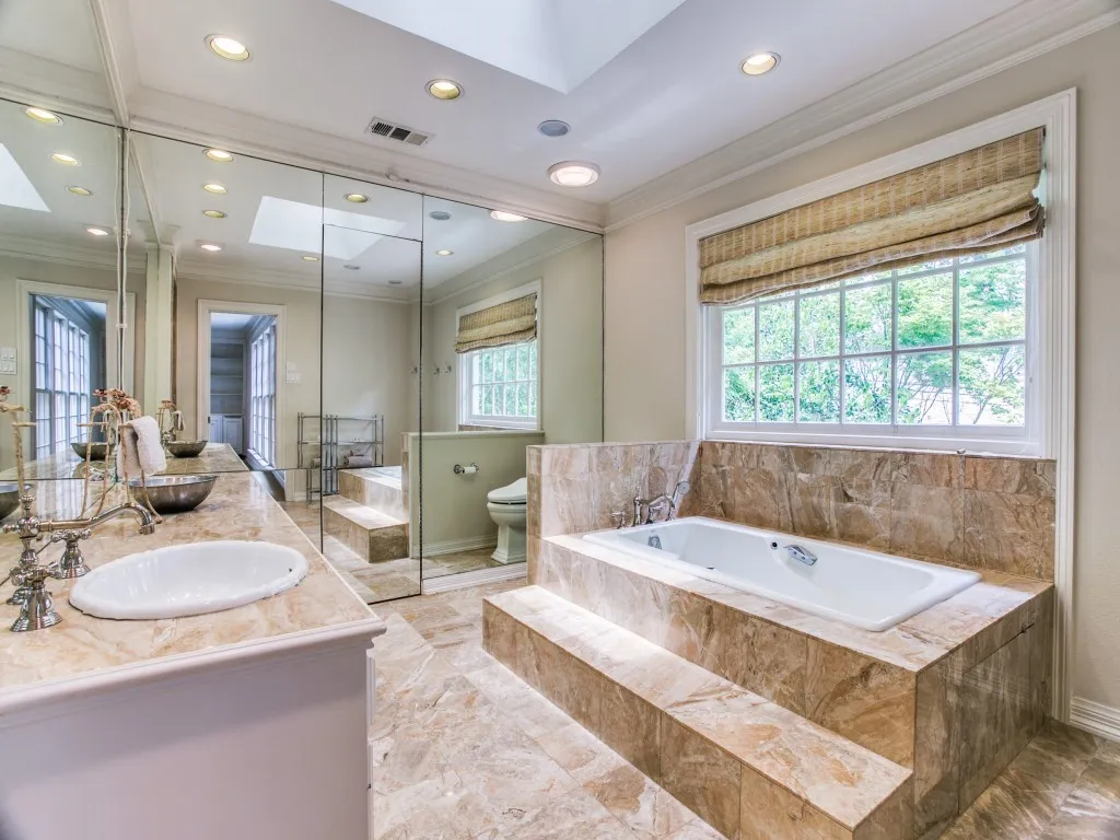 Single Family Residence For Rent in Dallas County , 3512 Caruth Boulevard, University Park, Texas 75225, 4 Bedroom, 5 Bathroom, Garage spaces, 4,166 Sqft, built in 1940, mls#21316416, Real Estate Agent in University Park, Homes For Rent in Dallas county, Homes For Rent in University Park, Realtor in University Park Texas, Real Estate Brokerage Independent Realty Texas, Luminita Cordes Realtor