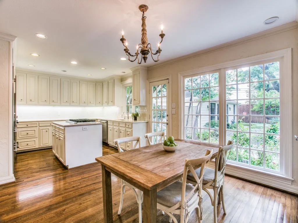 Single Family Residence For Rent in Dallas County , 3512 Caruth Boulevard, University Park, Texas 75225, 4 Bedroom, 5 Bathroom, Garage spaces, 4,166 Sqft, built in 1940, mls#21316416, Real Estate Agent in University Park, Homes For Rent in Dallas county, Homes For Rent in University Park, Realtor in University Park Texas, Real Estate Brokerage Independent Realty Texas, Luminita Cordes Realtor
