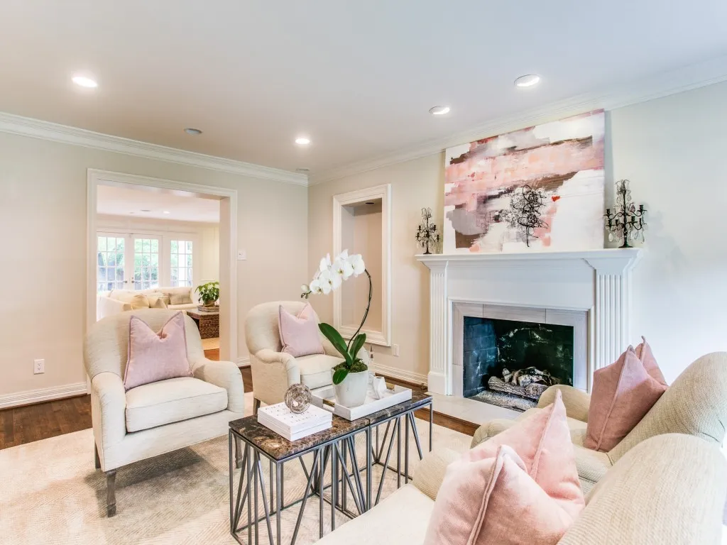 Single Family Residence For Rent in Dallas County , 3512 Caruth Boulevard, University Park, Texas 75225, 4 Bedroom, 5 Bathroom, Garage spaces, 4,166 Sqft, built in 1940, mls#21316416, Real Estate Agent in University Park, Homes For Rent in Dallas county, Homes For Rent in University Park, Realtor in University Park Texas, Real Estate Brokerage Independent Realty Texas, Luminita Cordes Realtor