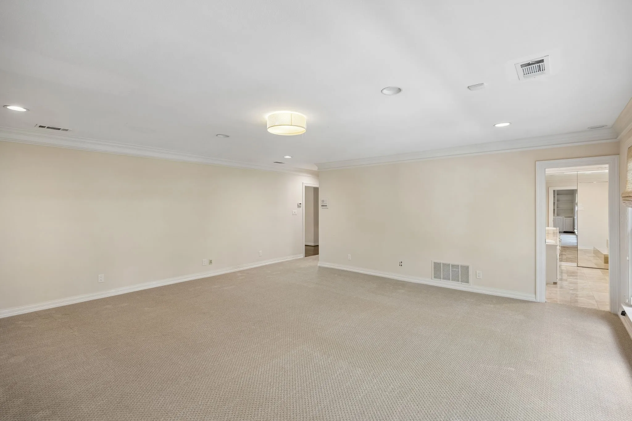 Single Family Residence For Rent in Dallas County , 3512 Caruth Boulevard, University Park, Texas 75225, 4 Bedroom, 5 Bathroom, Garage spaces, 4,166 Sqft, built in 1940, mls#21316416, Real Estate Agent in University Park, Homes For Rent in Dallas county, Homes For Rent in University Park, Realtor in University Park Texas, Real Estate Brokerage Independent Realty Texas, Luminita Cordes Realtor