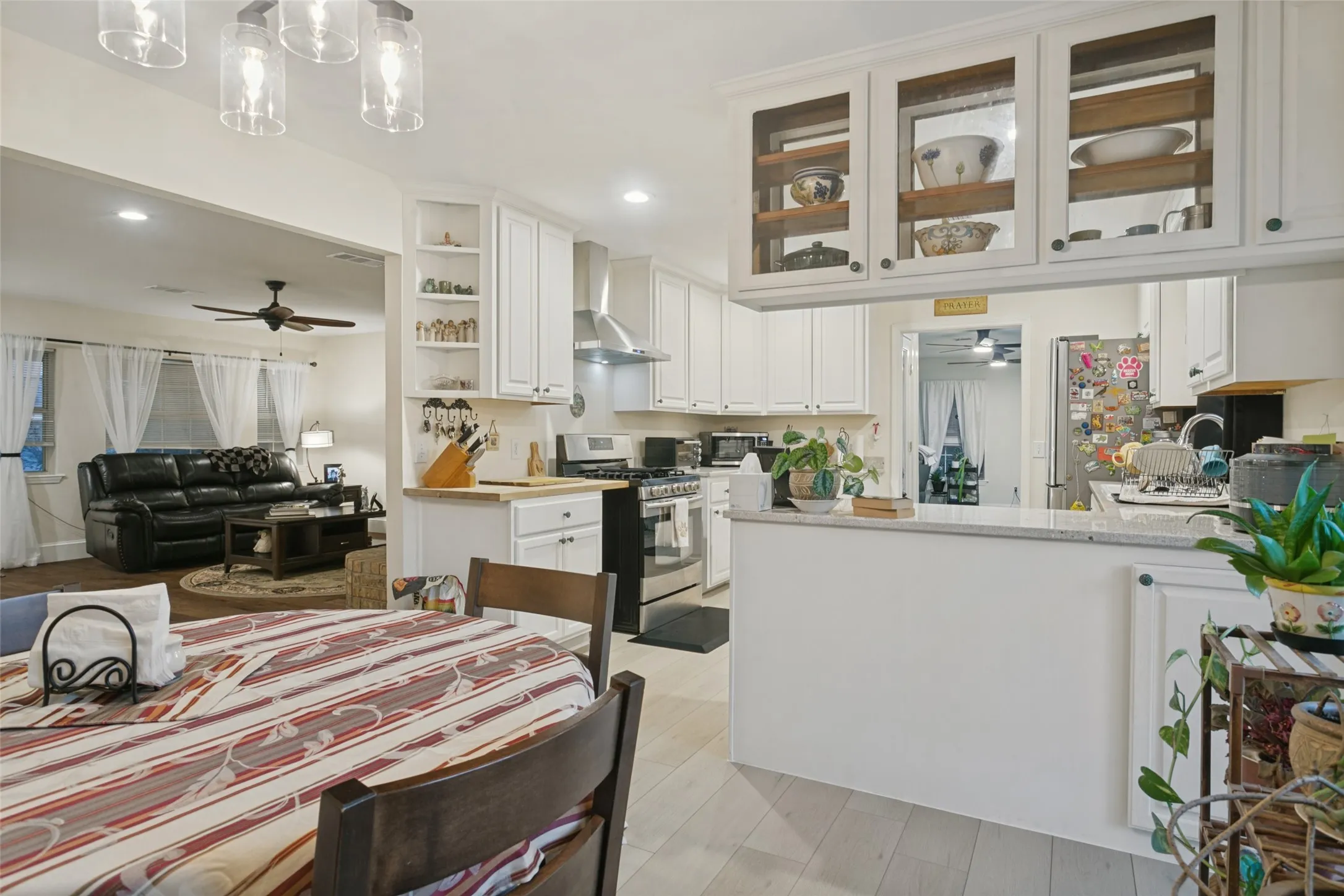 Glass Cabinetry Uppers!