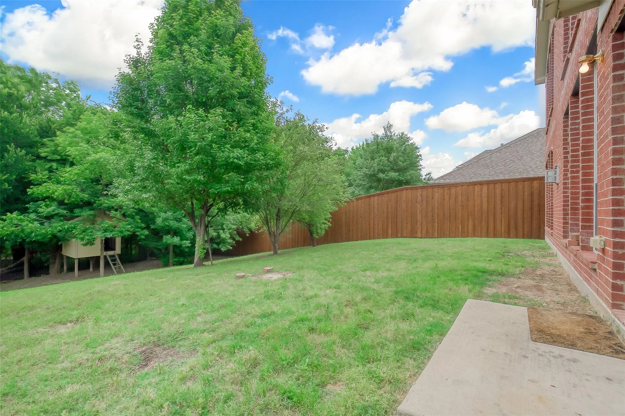 Single Family Residence For Sale in Collin County , 3100 Crossridge Drive, Mc Kinney, Texas 75071, 4 Bedroom, 4 Bathroom, 2 Garage spaces, 2,954 Sqft, built in 2006, mls#21388107, Real Estate Agent in Mc Kinney, Homes For Sale in Collin county, Homes For Sale in Mc Kinney, Realtor in Mc Kinney Texas, Real Estate Brokerage Independent Realty Texas, Luminita Cordes Realtor