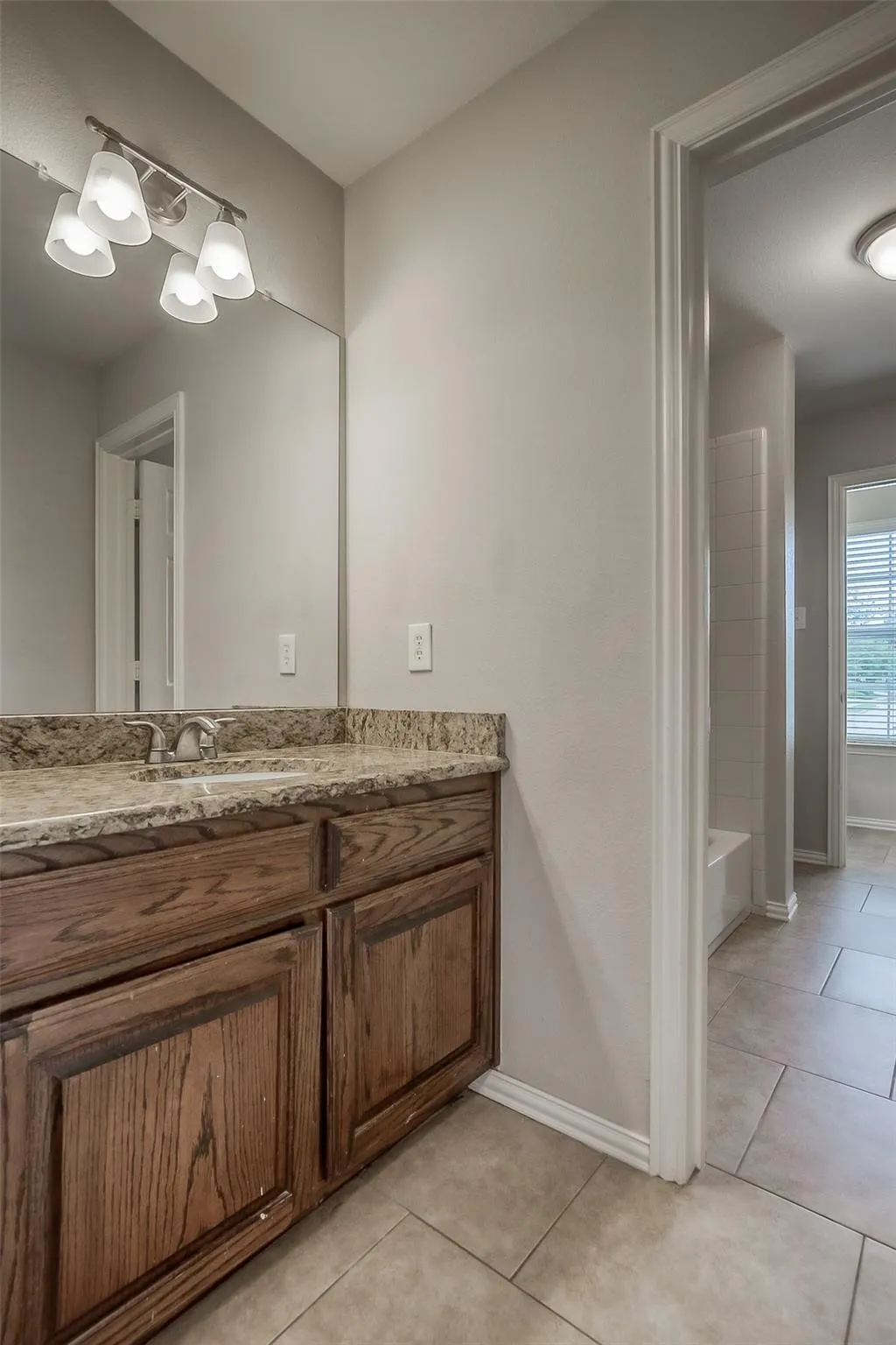Single Family Residence For Sale in Collin County , 3100 Crossridge Drive, Mc Kinney, Texas 75071, 4 Bedroom, 4 Bathroom, 2 Garage spaces, 2,954 Sqft, built in 2006, mls#21388107, Real Estate Agent in Mc Kinney, Homes For Sale in Collin county, Homes For Sale in Mc Kinney, Realtor in Mc Kinney Texas, Real Estate Brokerage Independent Realty Texas, Luminita Cordes Realtor