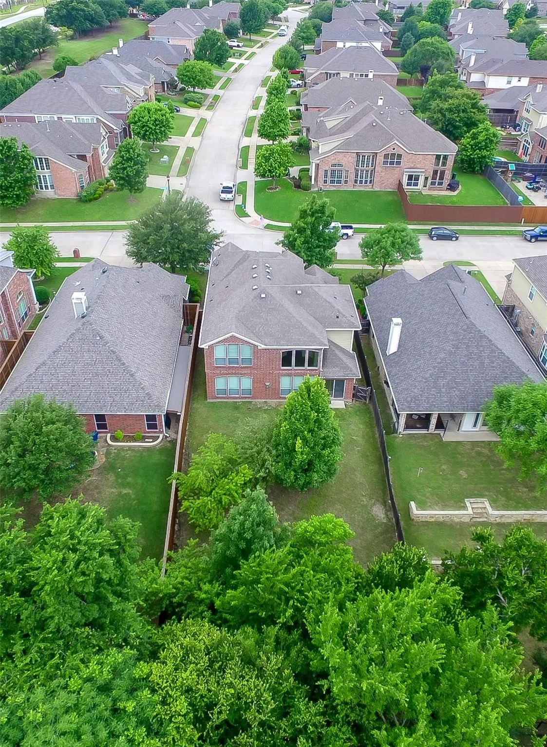 Single Family Residence For Sale in Collin County , 3100 Crossridge Drive, Mc Kinney, Texas 75071, 4 Bedroom, 4 Bathroom, 2 Garage spaces, 2,954 Sqft, built in 2006, mls#21388107, Real Estate Agent in Mc Kinney, Homes For Sale in Collin county, Homes For Sale in Mc Kinney, Realtor in Mc Kinney Texas, Real Estate Brokerage Independent Realty Texas, Luminita Cordes Realtor