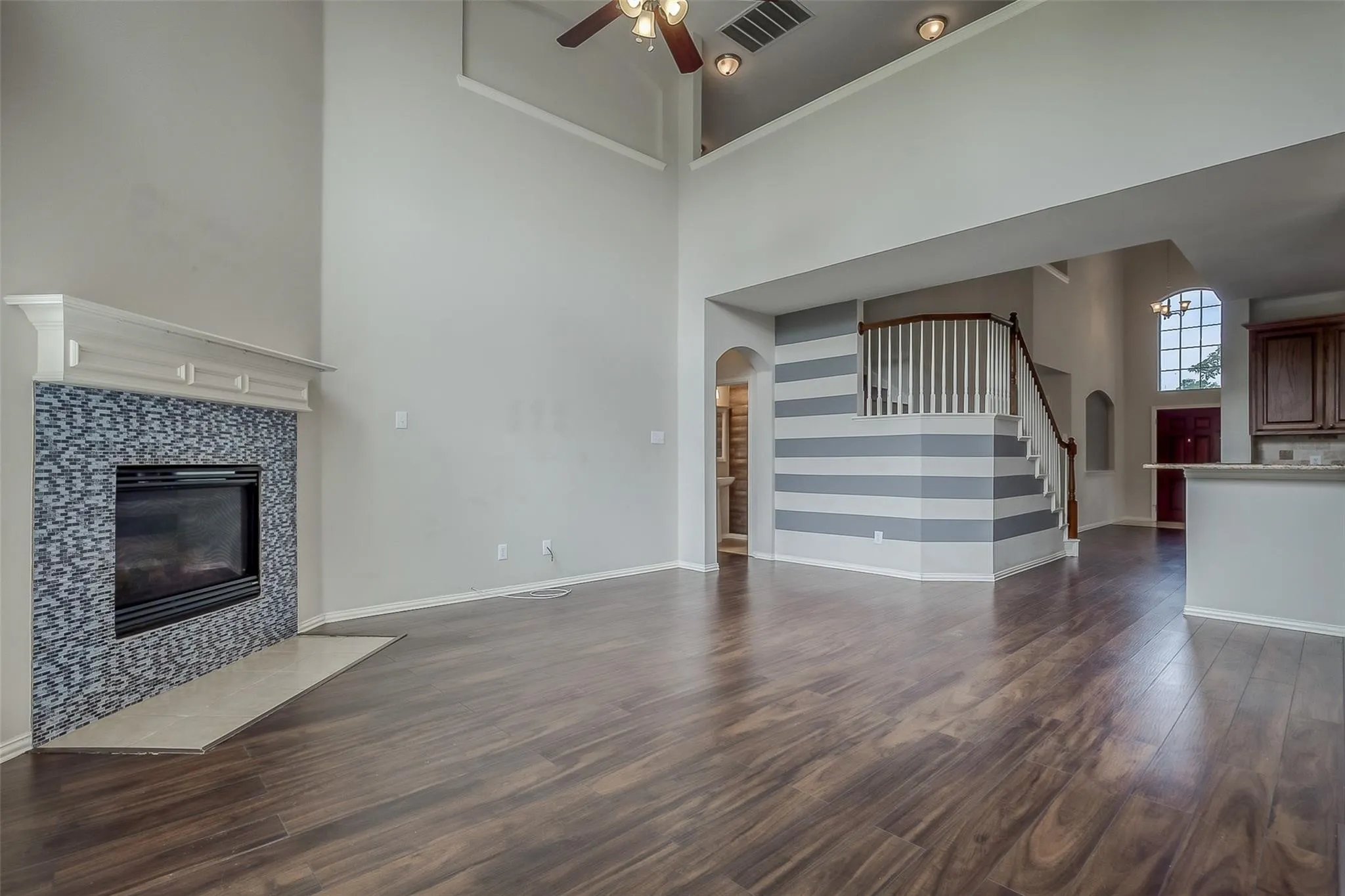Single Family Residence For Sale in Collin County , 3100 Crossridge Drive, Mc Kinney, Texas 75071, 4 Bedroom, 4 Bathroom, 2 Garage spaces, 2,954 Sqft, built in 2006, mls#21388107, Real Estate Agent in Mc Kinney, Homes For Sale in Collin county, Homes For Sale in Mc Kinney, Realtor in Mc Kinney Texas, Real Estate Brokerage Independent Realty Texas, Luminita Cordes Realtor