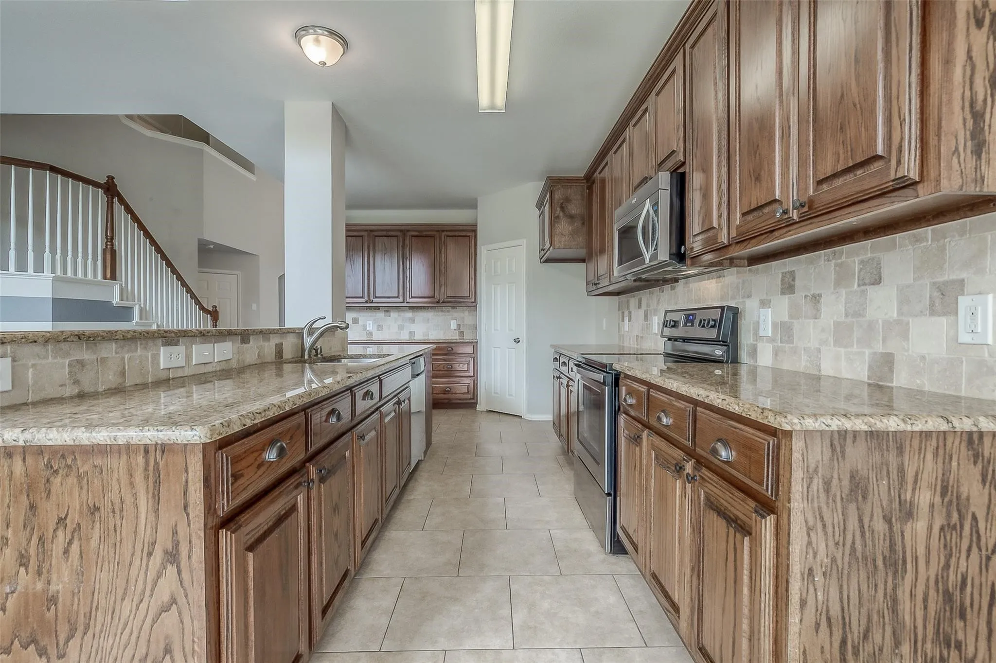 Single Family Residence For Sale in Collin County , 3100 Crossridge Drive, Mc Kinney, Texas 75071, 4 Bedroom, 4 Bathroom, 2 Garage spaces, 2,954 Sqft, built in 2006, mls#21388107, Real Estate Agent in Mc Kinney, Homes For Sale in Collin county, Homes For Sale in Mc Kinney, Realtor in Mc Kinney Texas, Real Estate Brokerage Independent Realty Texas, Luminita Cordes Realtor