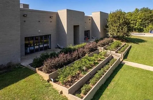 Business For Sale in Gregg County , 3700 Judson Rd, Longview, Texas 75605, 0, 0, Garage spaces, 0 Sqft, built in 2013, mls#21386314, Real Estate Agent in Longview, Homes For Sale in Gregg county, Homes For Sale in Longview, Realtor in Longview Texas, Real Estate Brokerage Independent Realty Texas, Luminita Cordes Realtor
