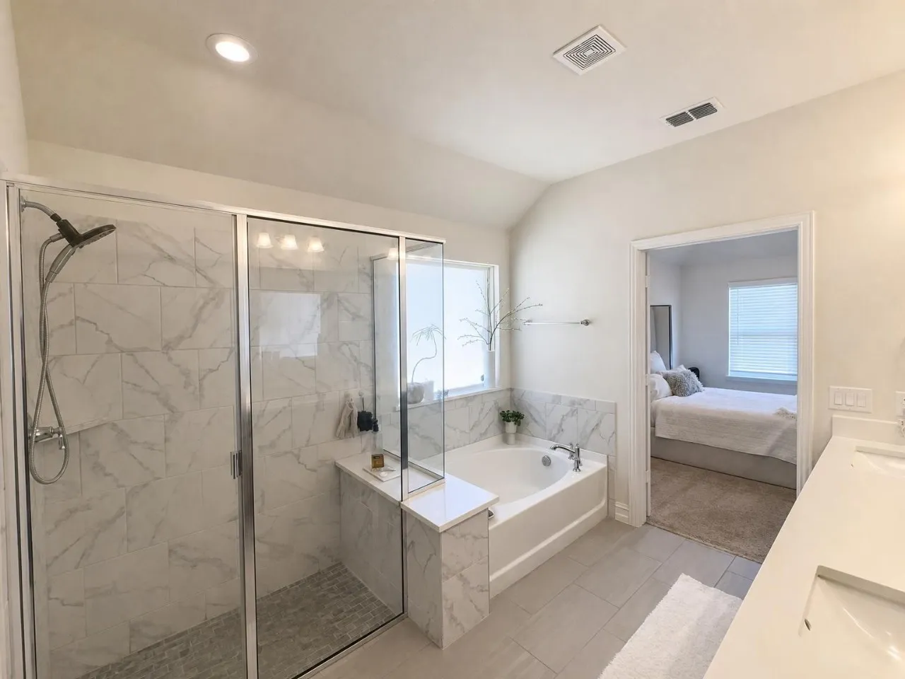 Single Family Residence For Rent in Denton County , 2812 Ranger Lane, Aubrey, Texas 76227, 3 Bedroom, 2 Bathroom, 2 Garage spaces, 2,154 Sqft, built in 2021, mls#21388118, Real Estate Agent in Aubrey, Homes For Rent in Denton county, Homes For Rent in Aubrey, Realtor in Aubrey Texas, Real Estate Brokerage Independent Realty Texas, Luminita Cordes Realtor