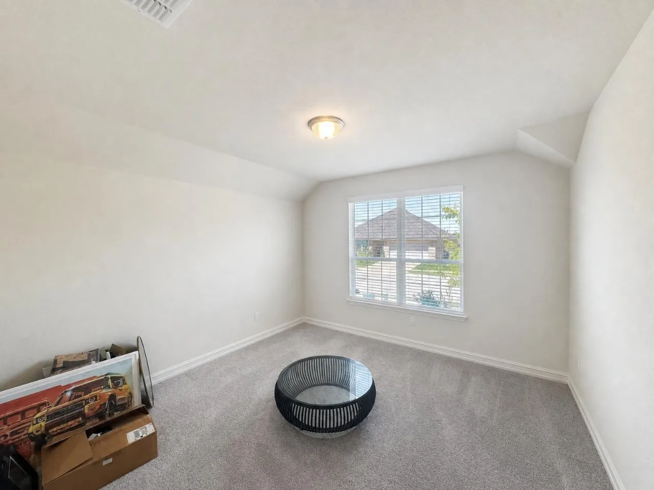 Single Family Residence For Rent in Denton County , 2812 Ranger Lane, Aubrey, Texas 76227, 3 Bedroom, 2 Bathroom, 2 Garage spaces, 2,154 Sqft, built in 2021, mls#21388118, Real Estate Agent in Aubrey, Homes For Rent in Denton county, Homes For Rent in Aubrey, Realtor in Aubrey Texas, Real Estate Brokerage Independent Realty Texas, Luminita Cordes Realtor