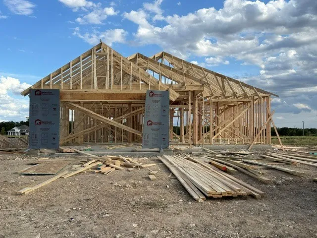 Single Family Residence For Sale in Mc Lennan County , 118 Jenjira Way, Mc Gregor, Texas 76657, 3 Bedroom, 2 Bathroom, 2 Garage spaces, 1,613 Sqft, built in 2026, mls#21388115, Real Estate Agent in Mc Gregor, Homes For Sale in Mc Lennan county, Homes For Sale in Mc Gregor, Realtor in Mc Gregor Texas, Real Estate Brokerage Independent Realty Texas, Luminita Cordes Realtor