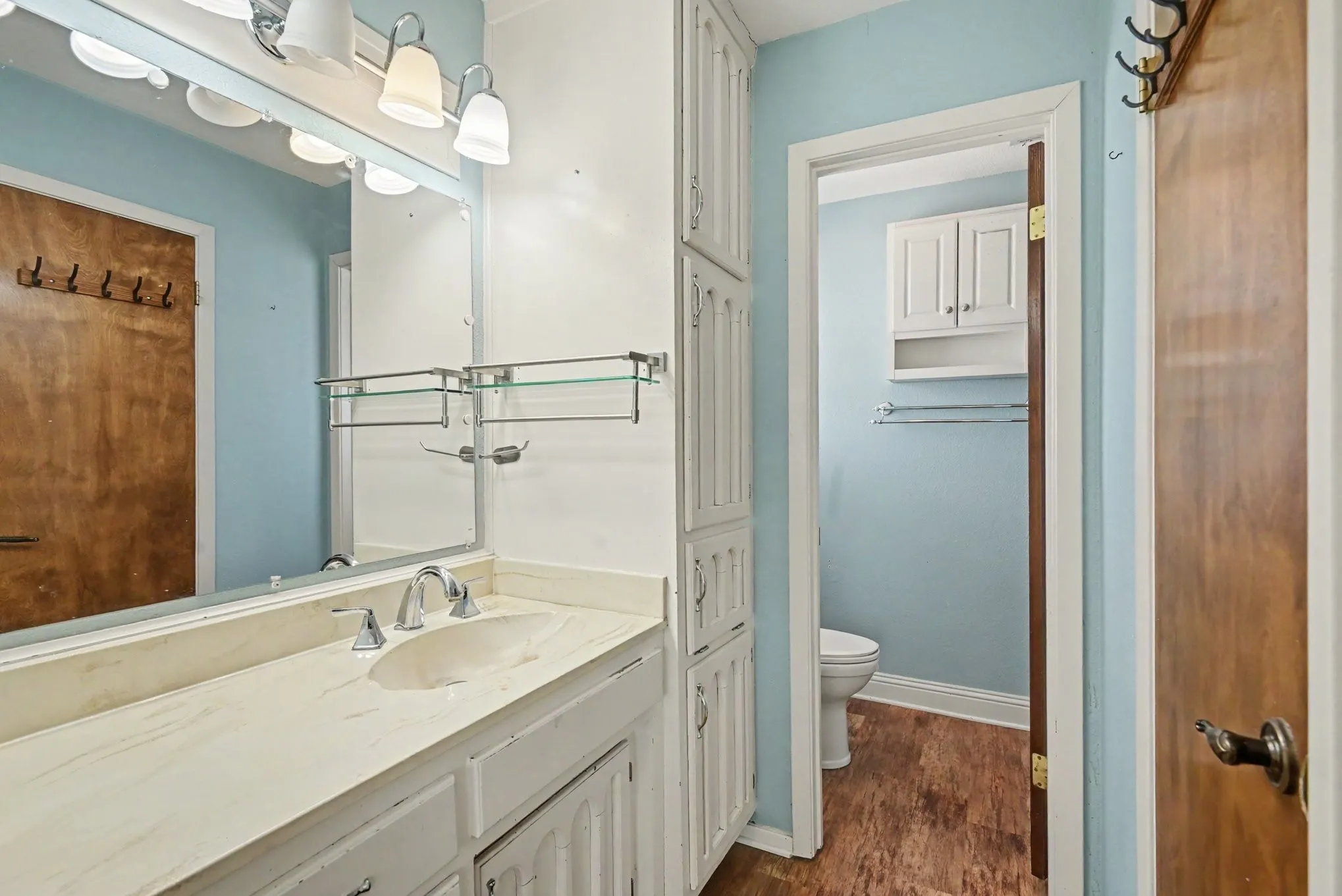 Single Family Residence For Sale in Parker County , 332 Cook Road, Willow Park, Texas 76087, 3 Bedroom, 2 Bathroom, 6 Garage spaces, 1,631 Sqft, built in 1975, mls#21380814, Real Estate Agent in Willow Park, Homes For Sale in Parker county, Homes For Sale in Willow Park, Realtor in Willow Park Texas, Real Estate Brokerage Independent Realty Texas, Luminita Cordes Realtor