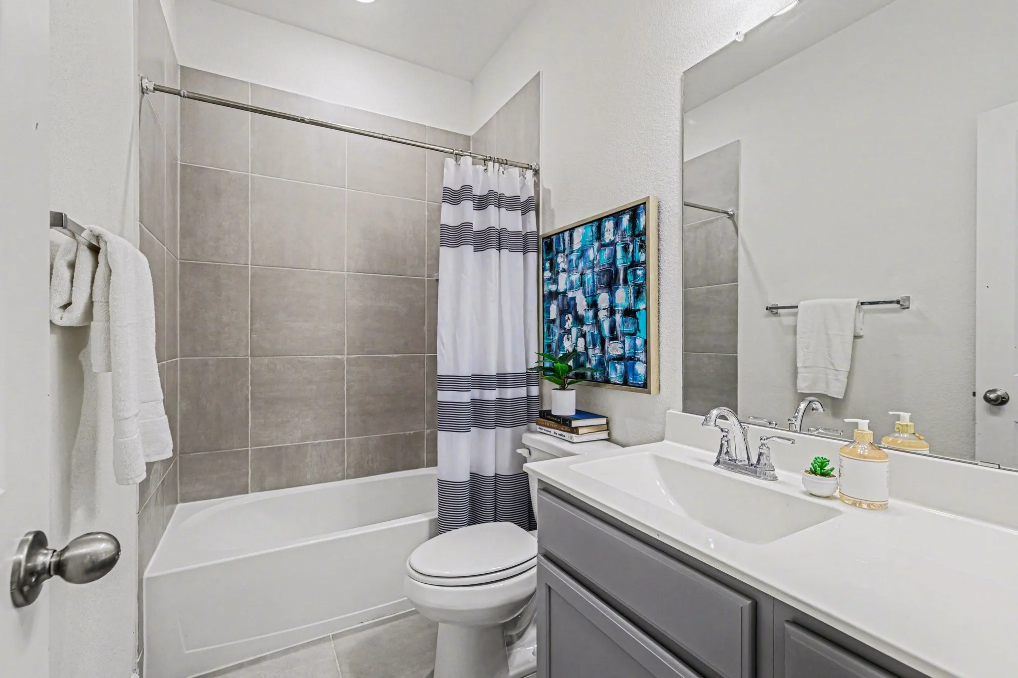 Single Family Residence For Sale in Denton County , 16417 Sunnyland Drive, Celina, Texas 75009, 4 Bedroom, 3 Bathroom, 2 Garage spaces, 3,494 Sqft, built in 2022, mls#21388092, Real Estate Agent in Celina, Homes For Sale in Denton county, Homes For Sale in Celina, Realtor in Celina Texas, Real Estate Brokerage Independent Realty Texas, Luminita Cordes Realtor
