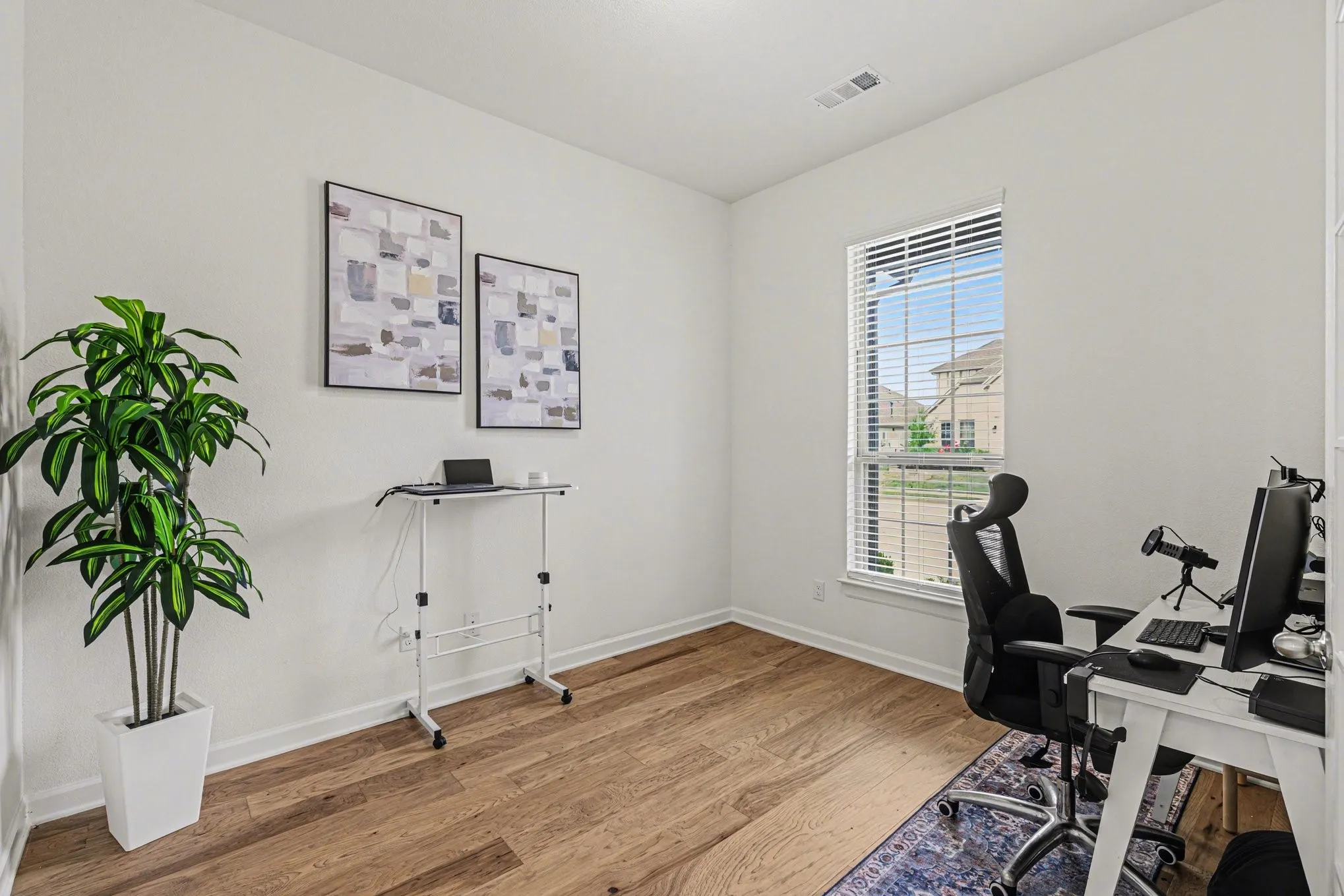 Single Family Residence For Sale in Denton County , 16417 Sunnyland Drive, Celina, Texas 75009, 4 Bedroom, 3 Bathroom, 2 Garage spaces, 3,494 Sqft, built in 2022, mls#21388092, Real Estate Agent in Celina, Homes For Sale in Denton county, Homes For Sale in Celina, Realtor in Celina Texas, Real Estate Brokerage Independent Realty Texas, Luminita Cordes Realtor